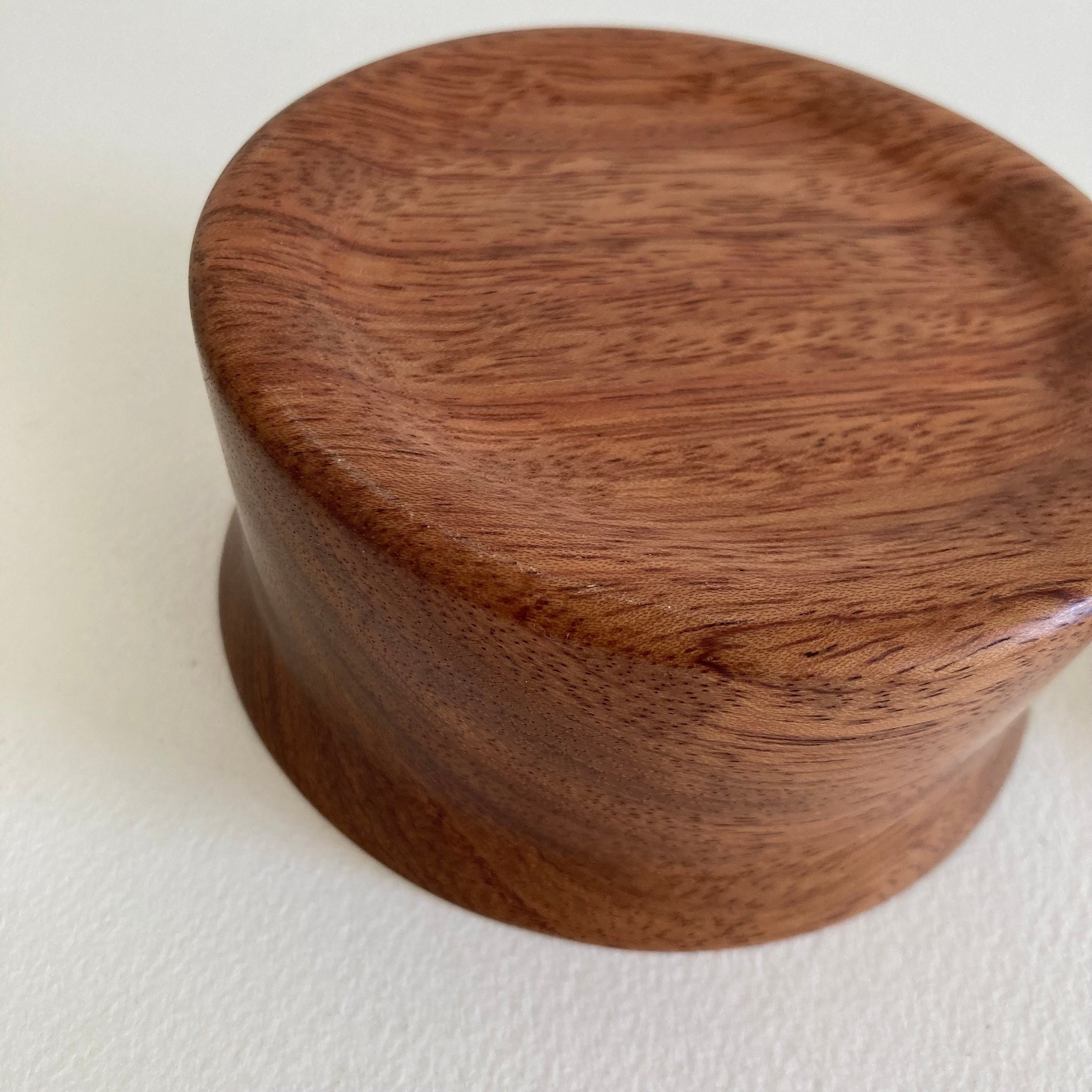 https://i.etsystatic.com/24370009/r/il/81c968/5593930389/il_fullxfull.5593930389_8oql.jpg