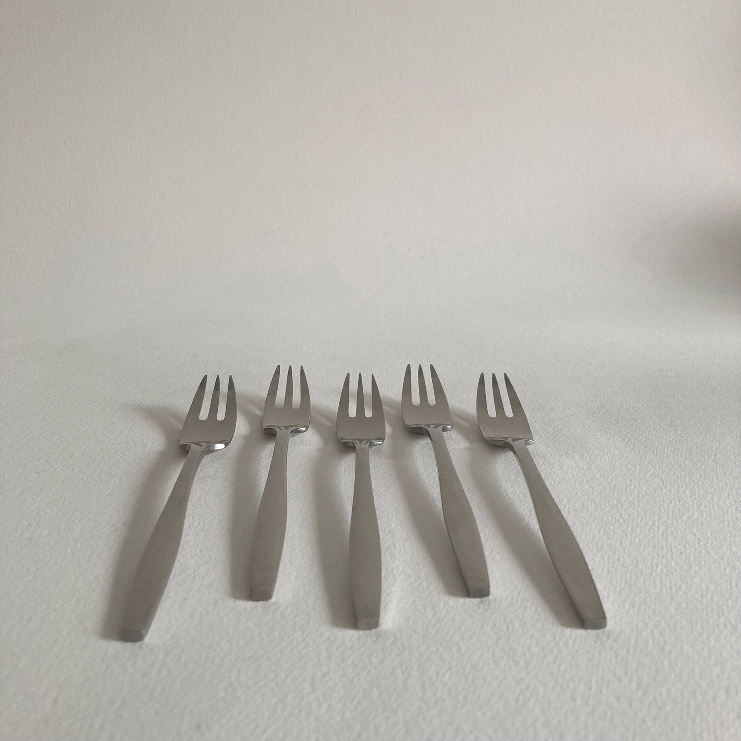 https://i.etsystatic.com/24370009/r/il/b19f64/5152448591/il_fullxfull.5152448591_l7ey.jpg