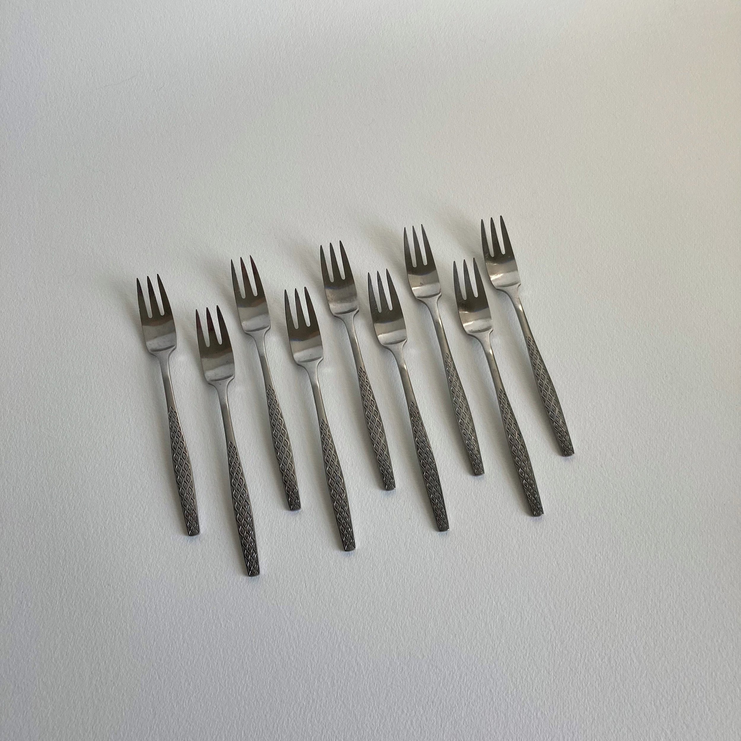https://i.etsystatic.com/24370009/r/il/954c18/3694972524/il_fullxfull.3694972524_dr8k.jpg