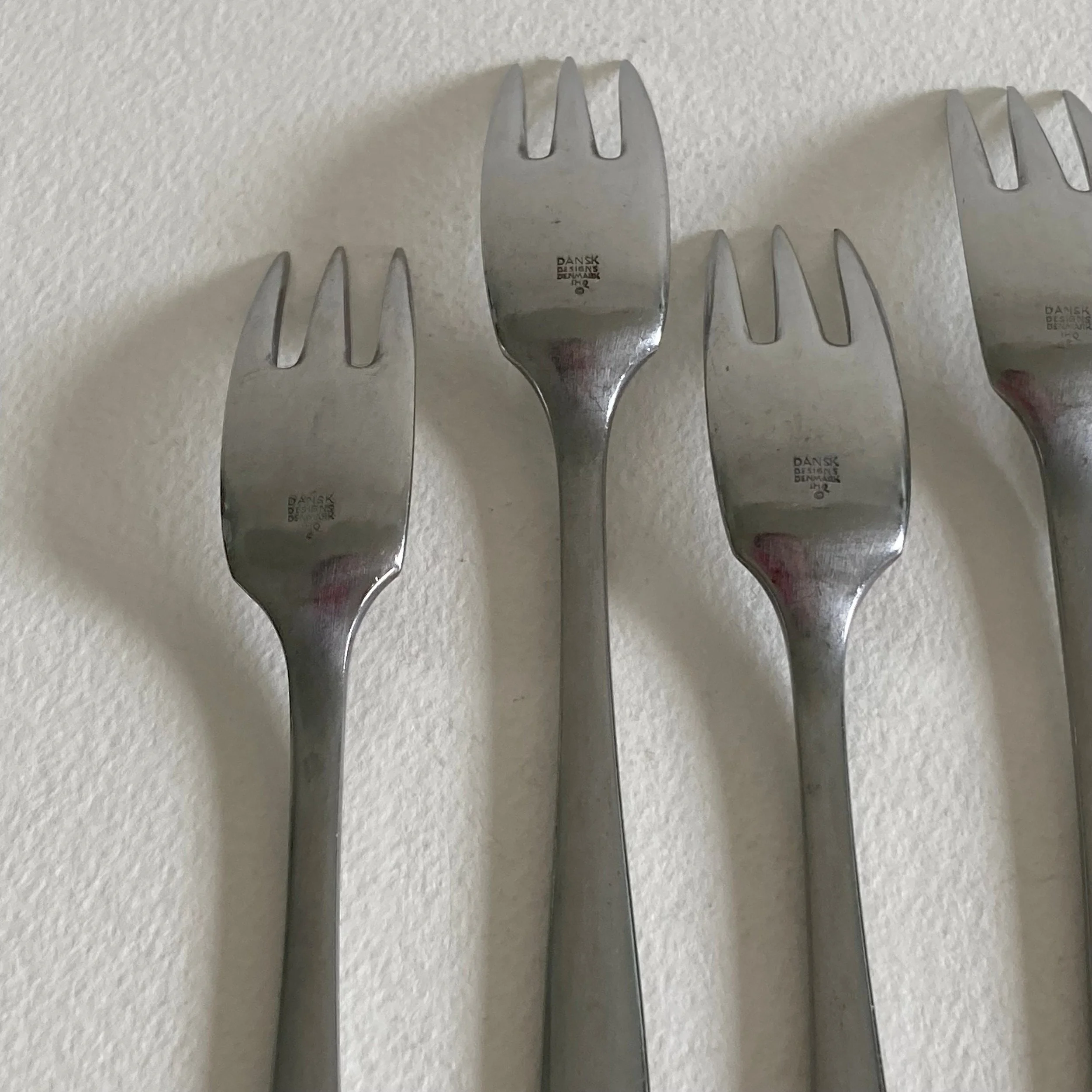https://i.etsystatic.com/24370009/r/il/052048/5063426105/il_fullxfull.5063426105_b7t6.jpg