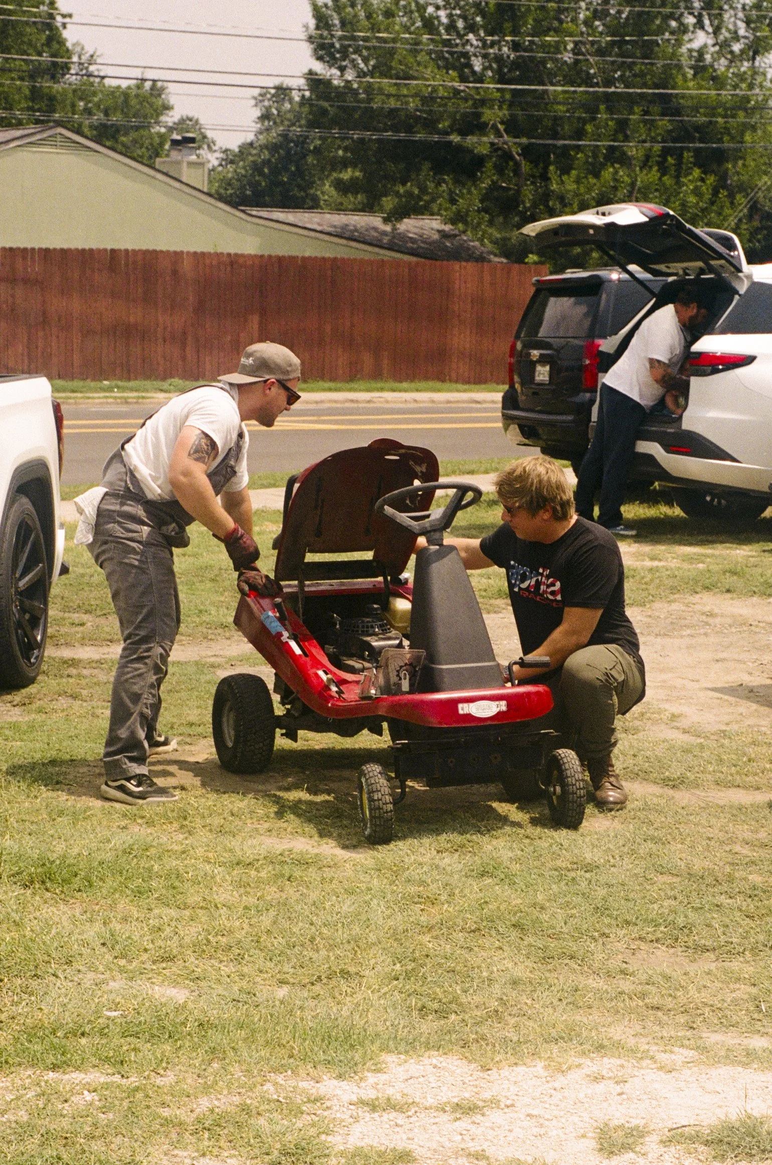 Busty's-Lawnmower-Race-32.jpg