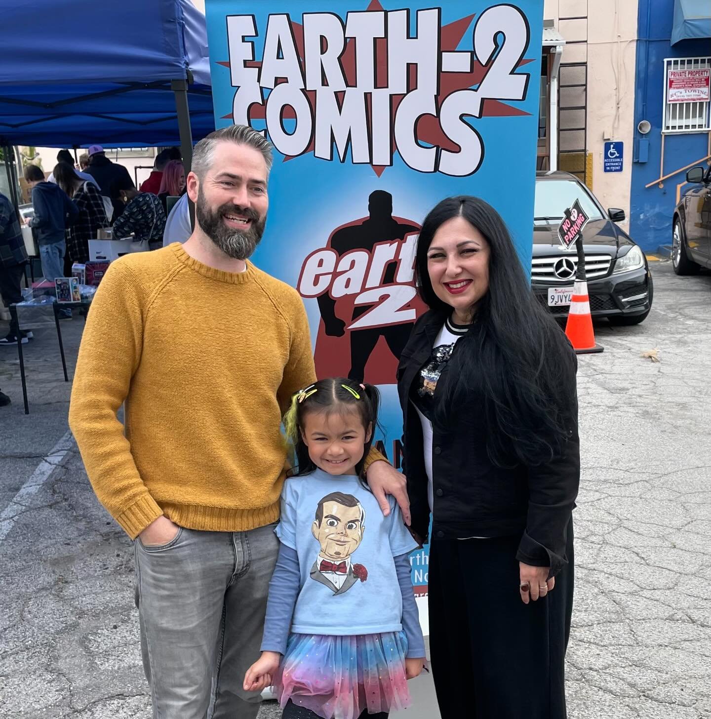 Free Comic Book Day @earth_2_comics was a blast. People were lined up down block and clambering to get in, thirsty for comics. 

Comic weren&rsquo;t even the best part of the event either, because if you came out you got to spend some quality time wi