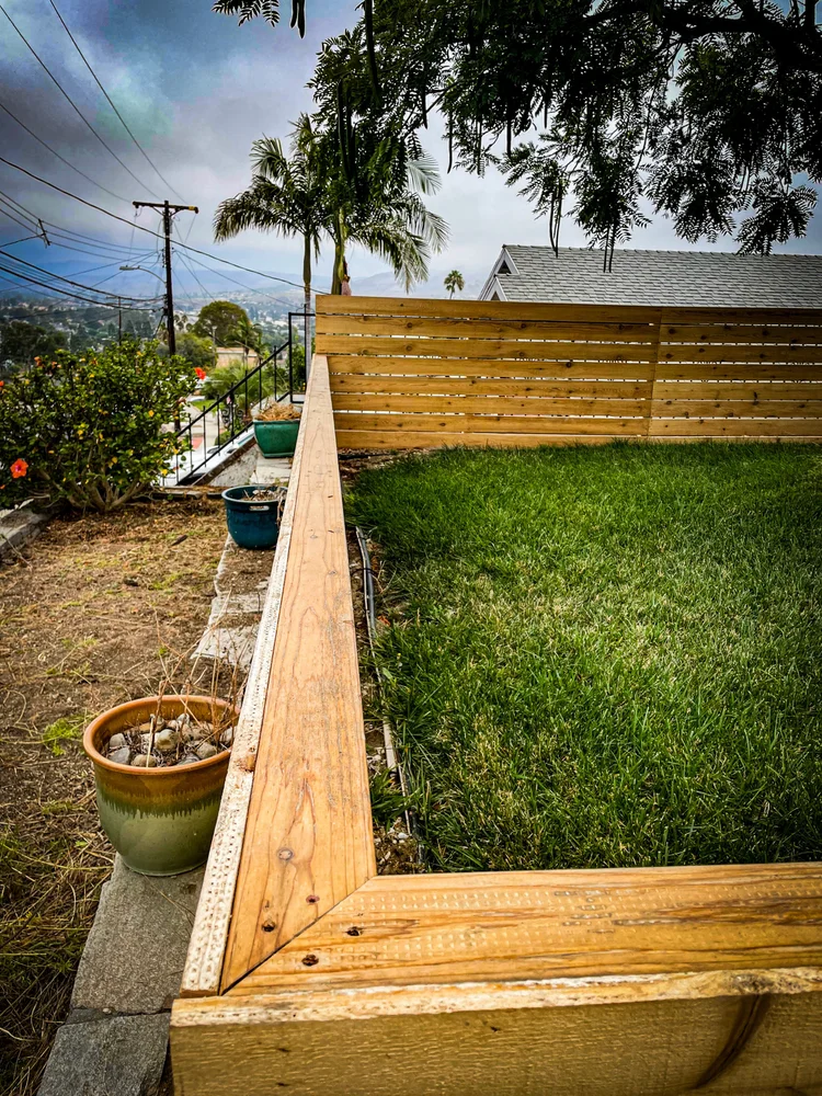 Horizontal Wood fence photo 10