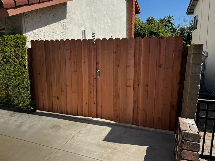 Gates fence photo 1