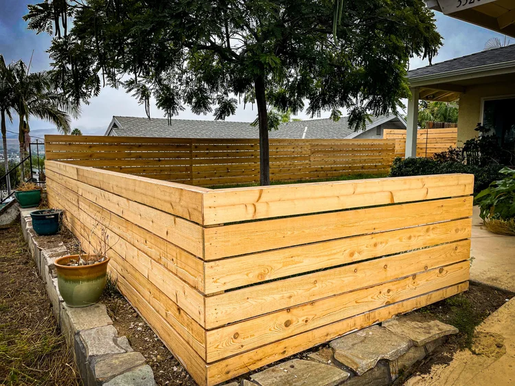 Horizontal Wood fence photo 5