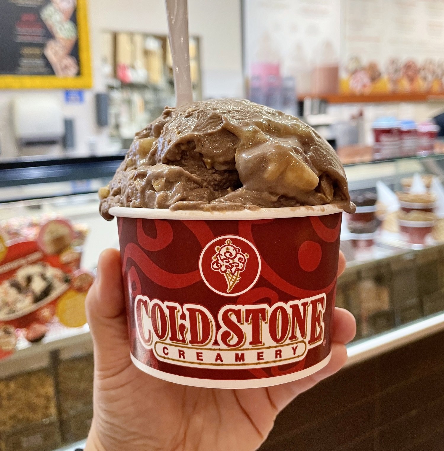 does cold stone creamery have dairy free options