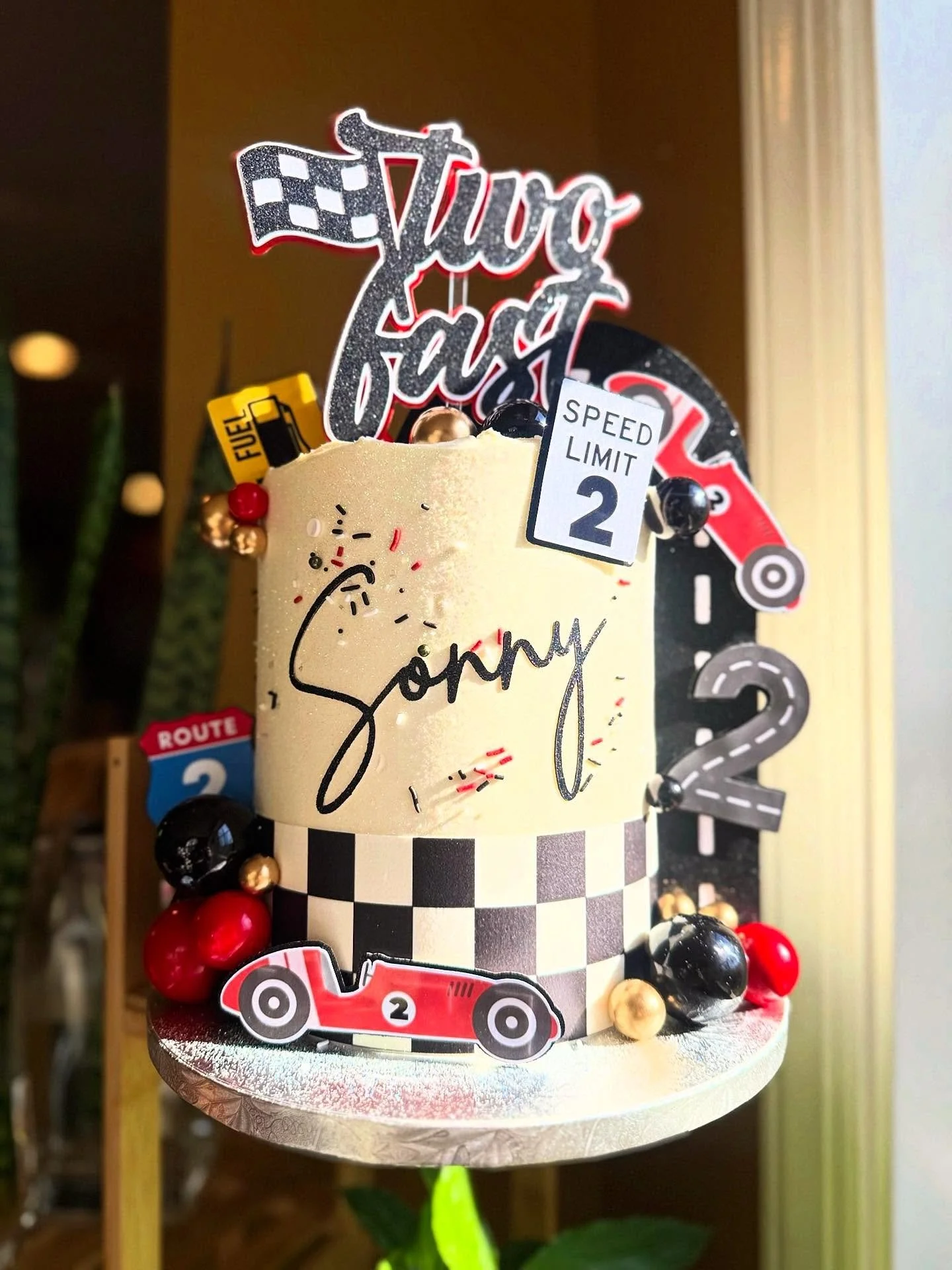 Turning two in style 🏁
#twofast #carcake #cartheme #kidscakes #thesilvawhisk