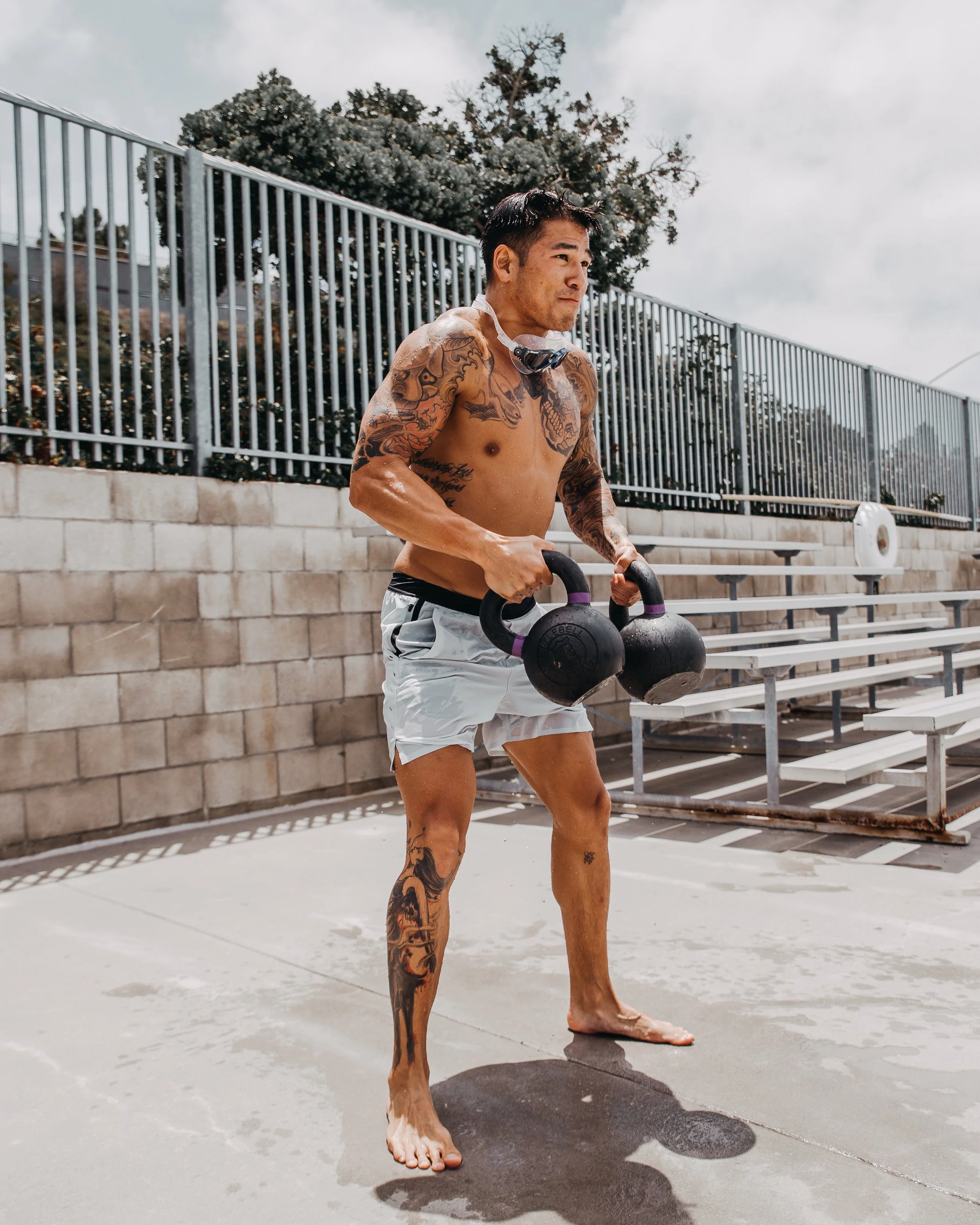 Deep End Fitness grey tee closeup logo image