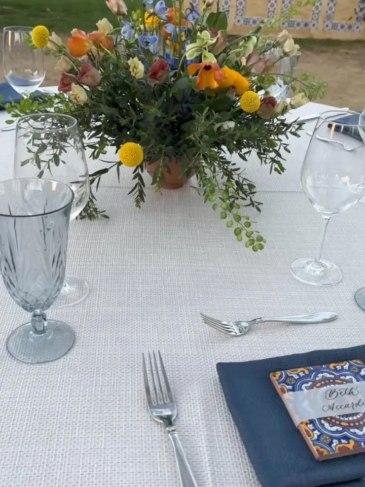 Talavera place card tiles wrapped in vellum with crisp calligraphy for @14bmarketing event at the Ojai Valley Inn😍 swipe for BTS process videos

These were a labor of love, from hand cutting every strip of vellum to gluing each one carefully around 