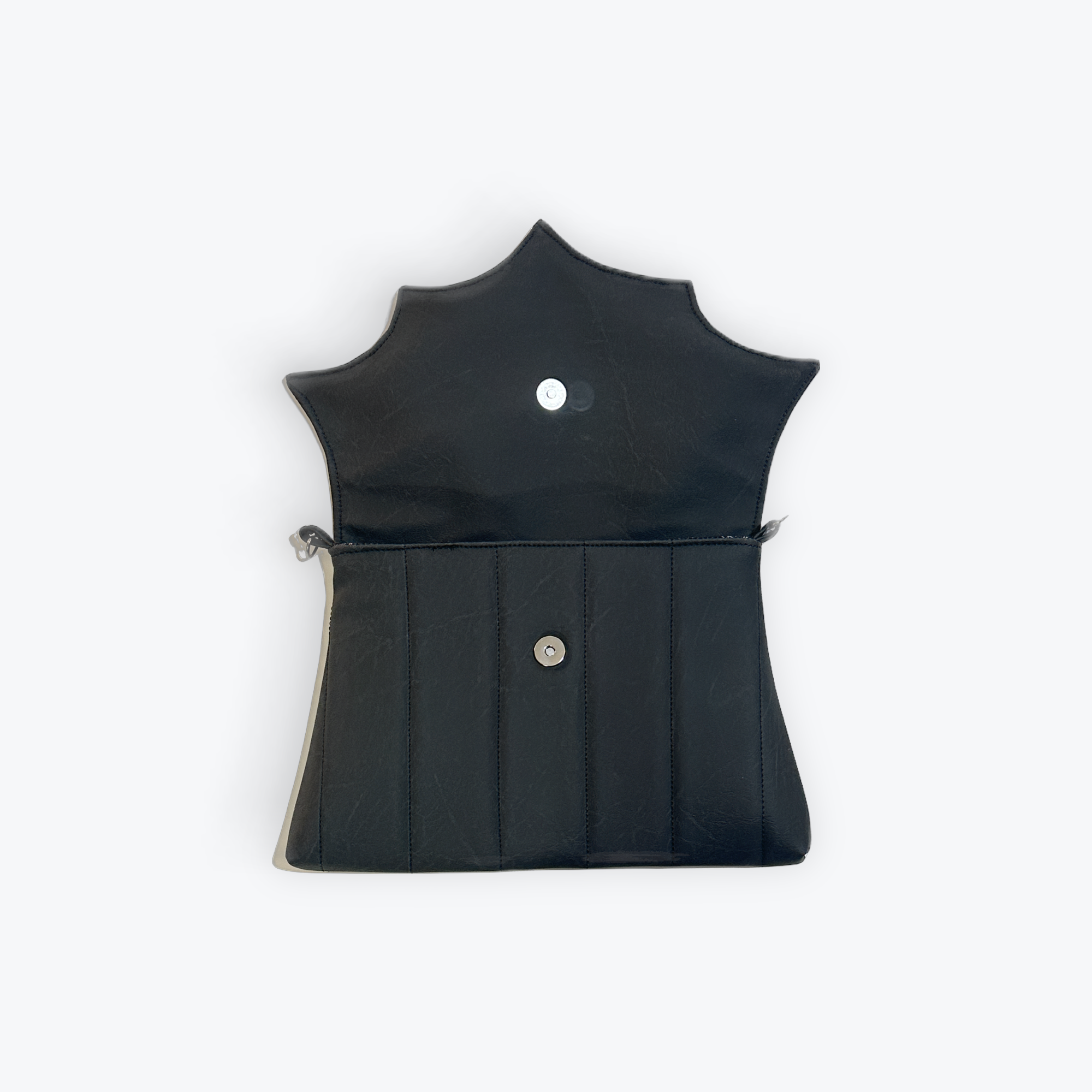 Spiderweb flap Carrara Black Clutch 4.png