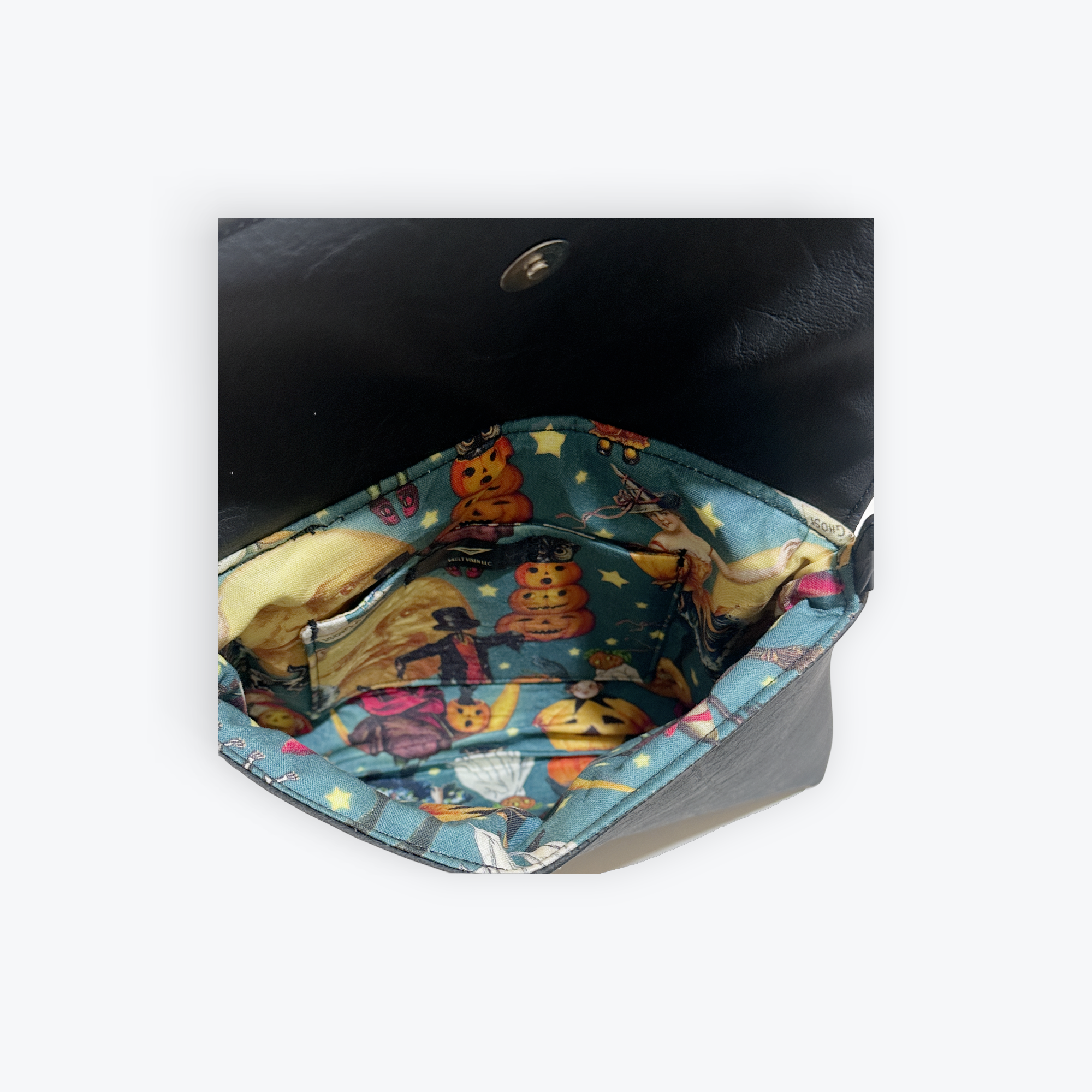 Double green Spiderweb Carrara Black Clutch 2.png