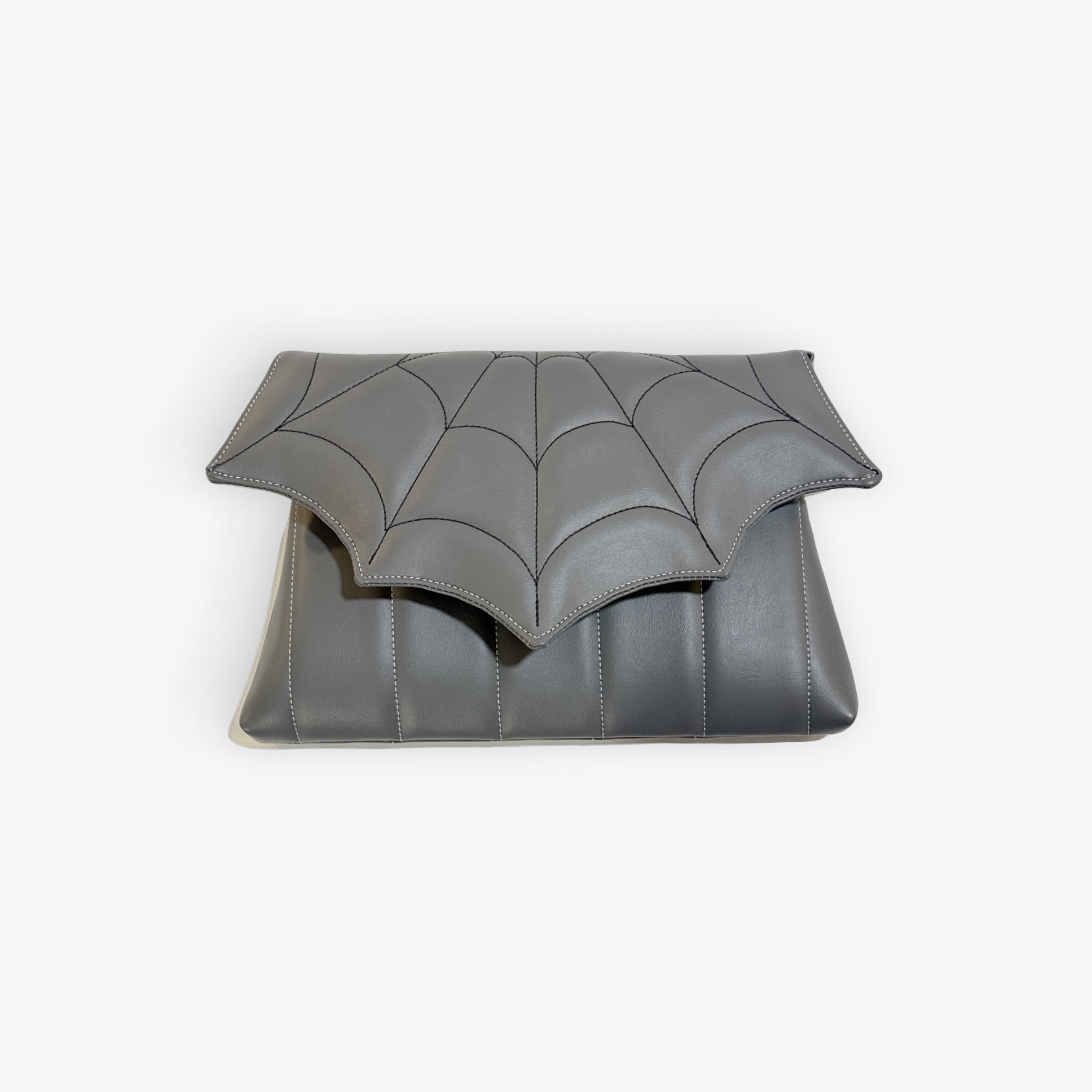 ***NEW*** Spiderweb flap Anchor Grey Clutch