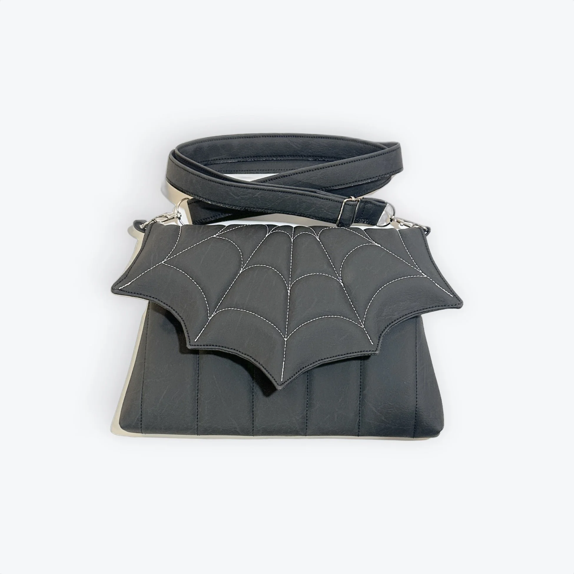 Spiderweb flap Carrara Black Clutch 7.jpg