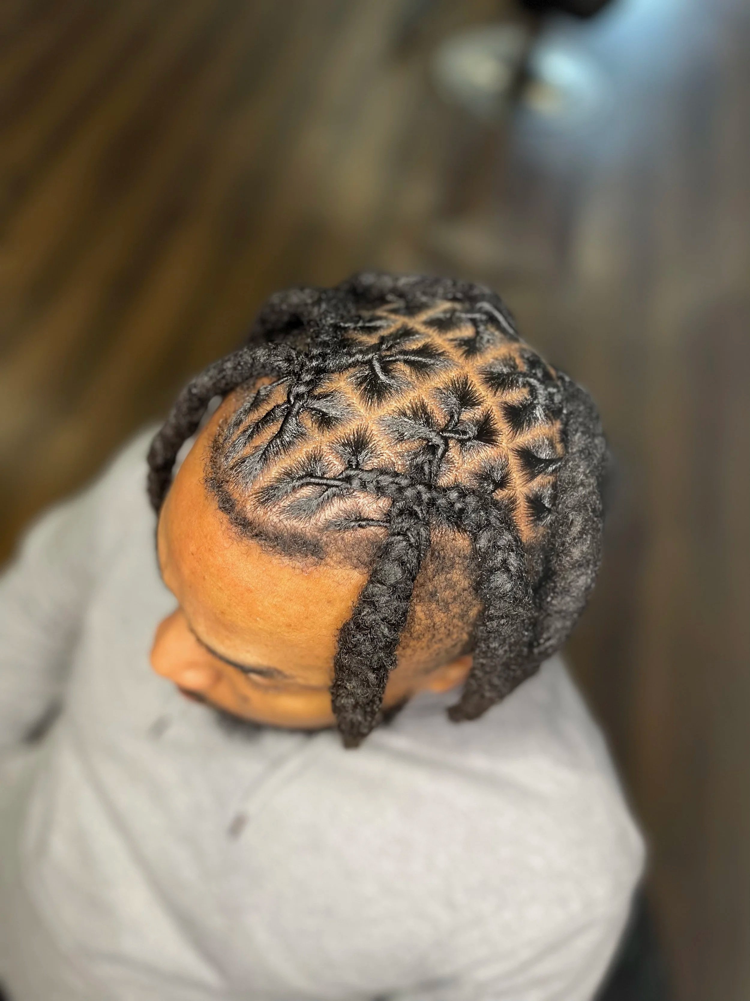 X CROWN CORNROWS SIGNATURE X STITCH BRAIDS