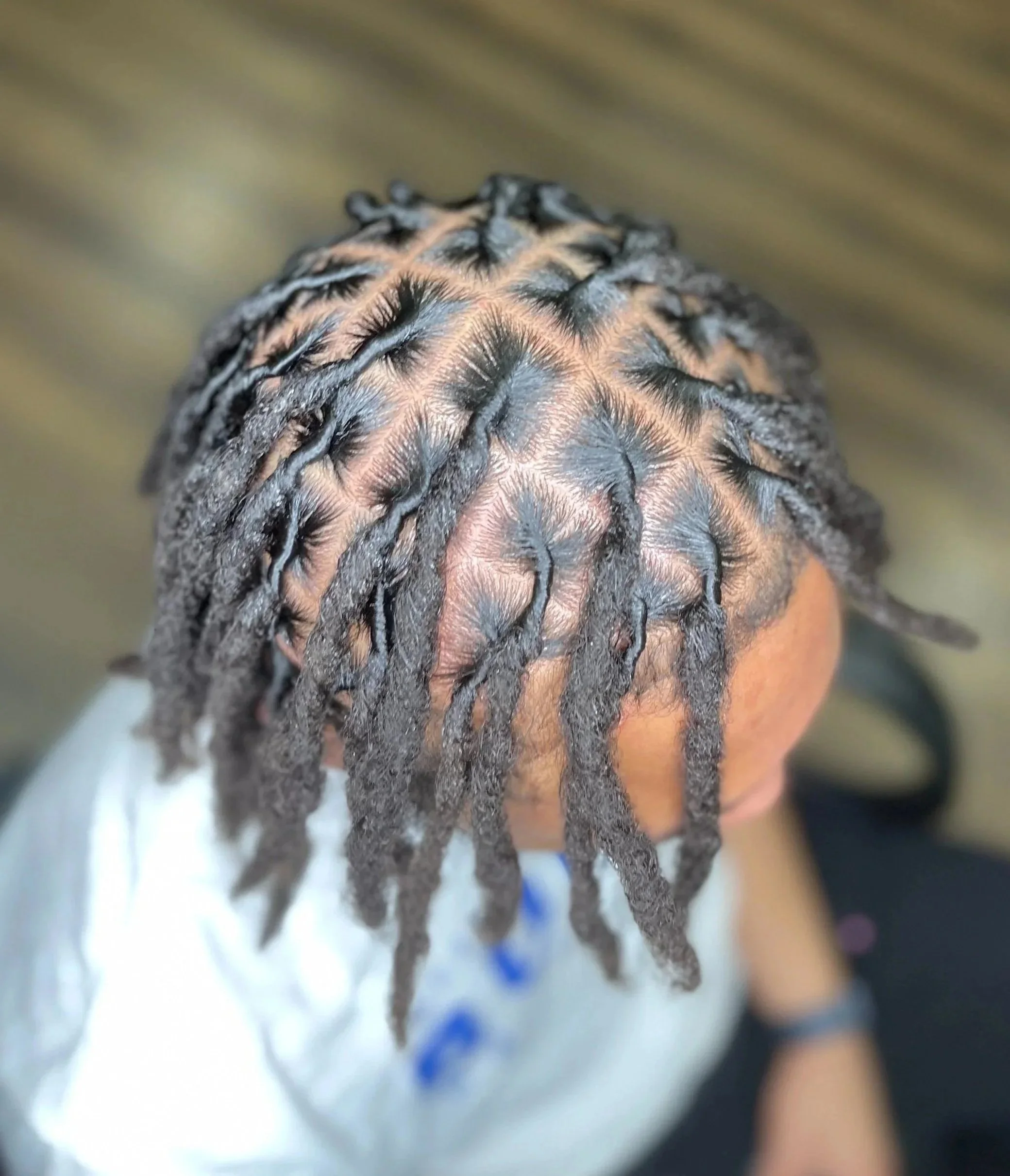 FRESH AND CRISP LOC RETWIST WITH PRECISE GRID PARTING BY LOCSBYKEKE IN PHILADELPHIA