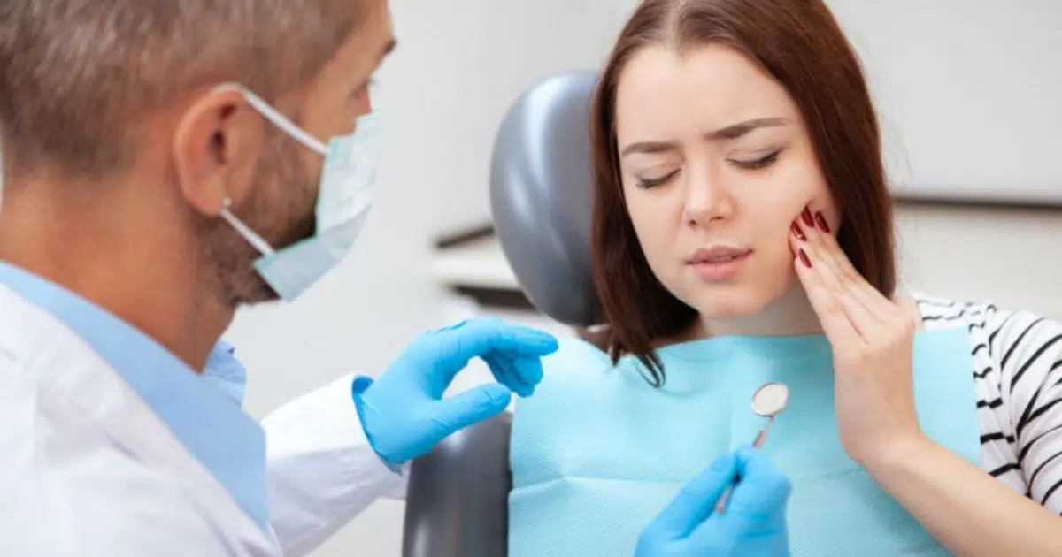 What to Do When a Dental Emergency Strikes: A Step-by-Step Guide