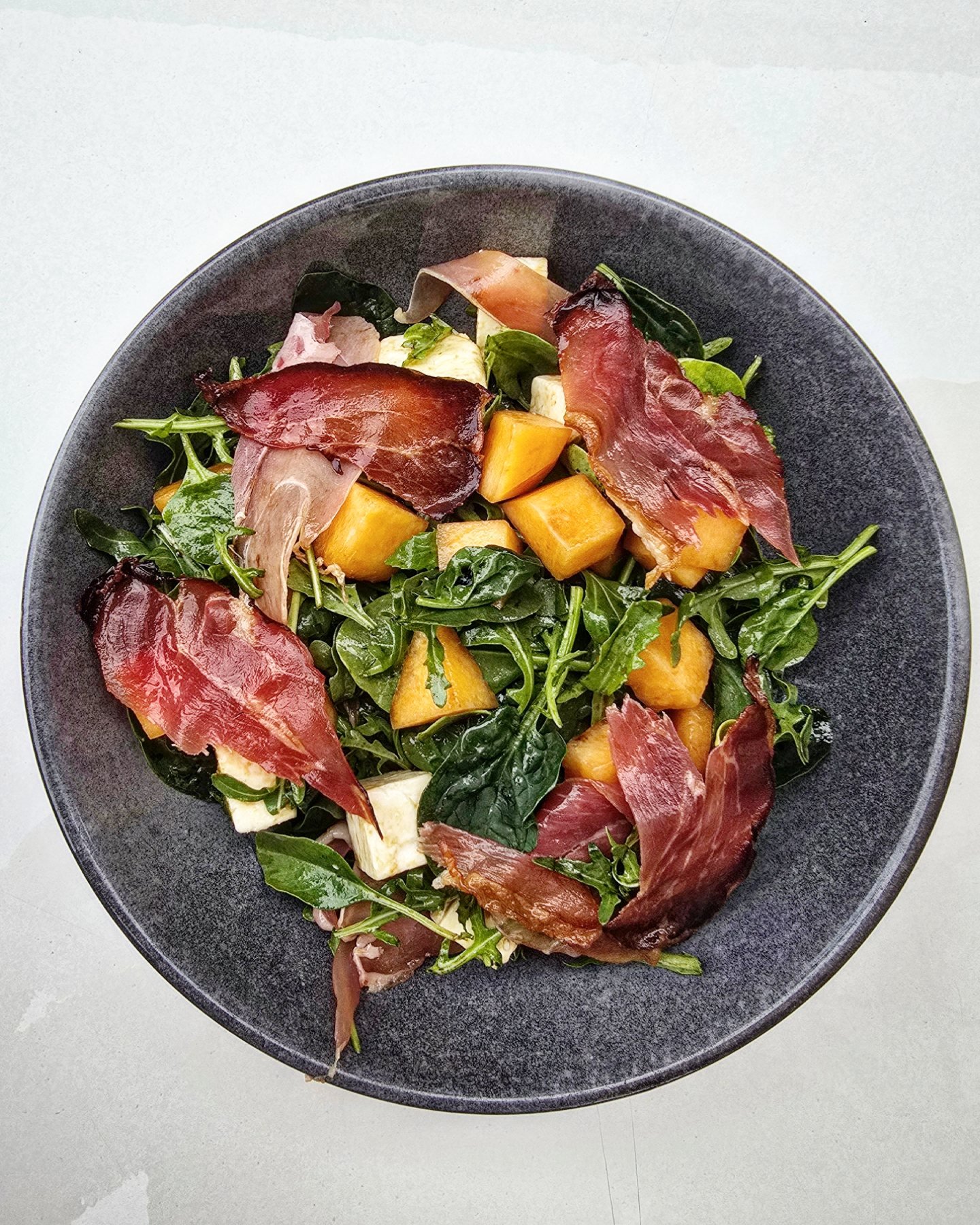 💚 Prosciutto &amp; Rockmelon Salad 🥗 Mixed greens, rockmelon, fetta, and balsamic vinaigrette 😋 

Add grilled chicken for a protein hit 💪

 👨&zwj;🍳👩&zwj;🍳 Available Now @smithslndairy 😍

#smithslndairy #Wongawilli #cafe #Illawarra #stayawhil