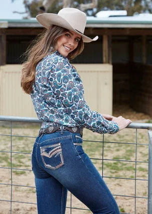 PARENT-PW000376_40d084a7-1ba1-4c1a-b1cb-3a9a19fc7065.webp