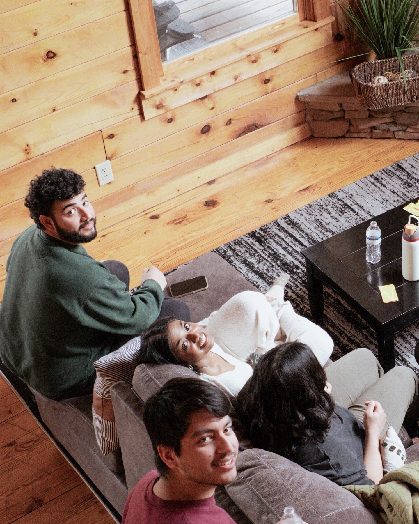 we didn&rsquo;t get cabin fever because we were surrounded by people we love. 

got to be a little documentarian for our besties retreat. 

ft. 2 pictures that my partner took of me.
@joeygranados