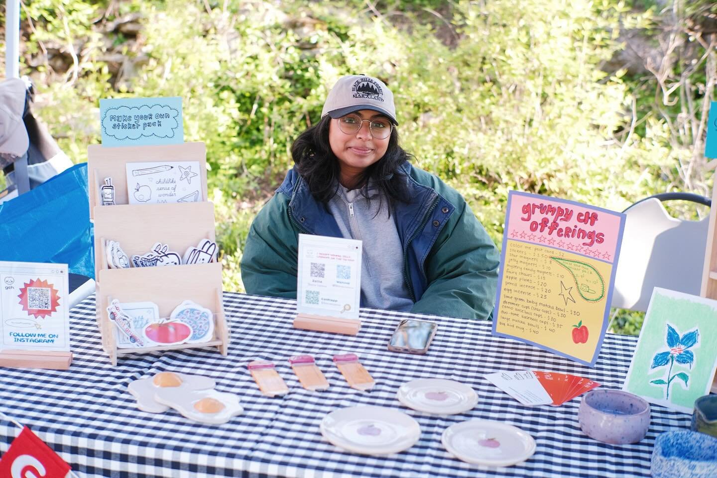 baby&rsquo;s first market &amp; it was a blast. I met the coolest people who make the coolest things, enjoyed bits of spring (ft. My partner&rsquo;s big ole jacket), and got to sell some of my art. 

thank you @imagoearth for just a warm and welcomin