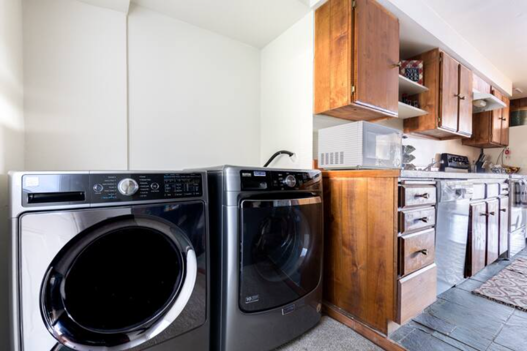 3bed laundry.png