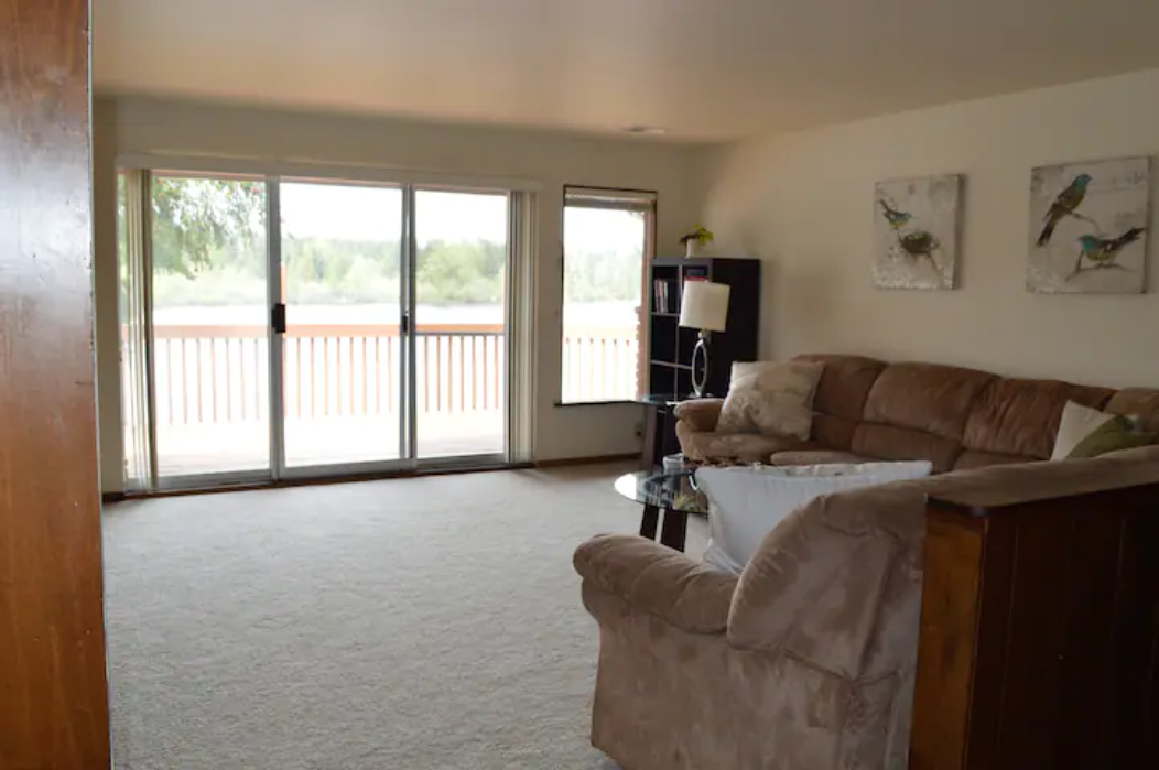 3bed living room.png