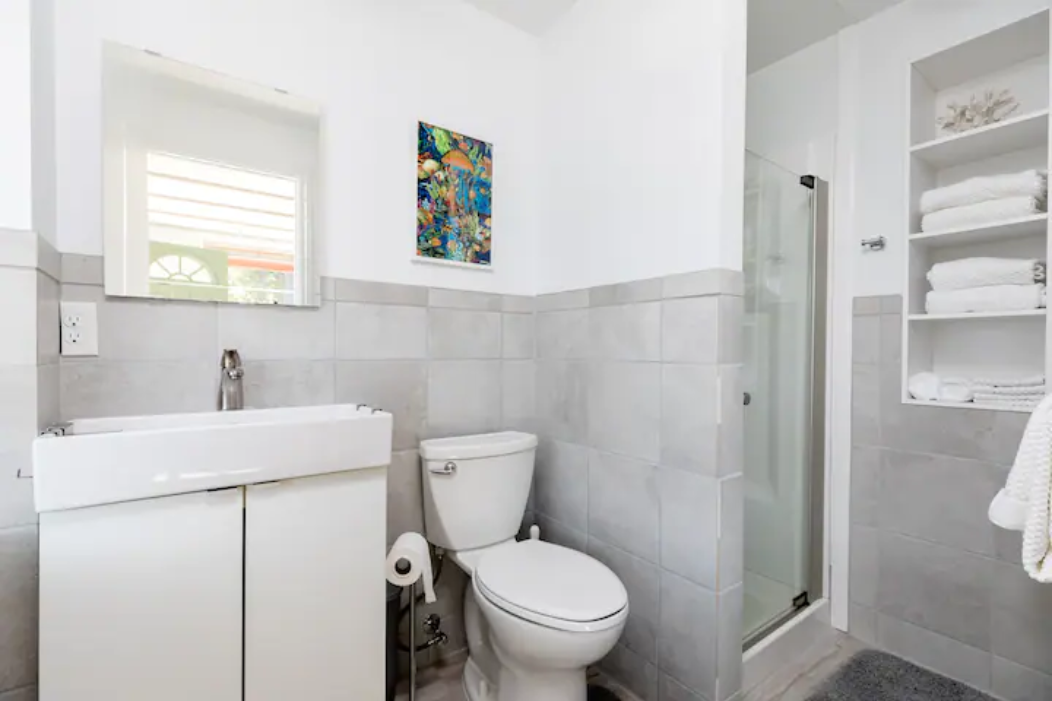 studio bathroom.png