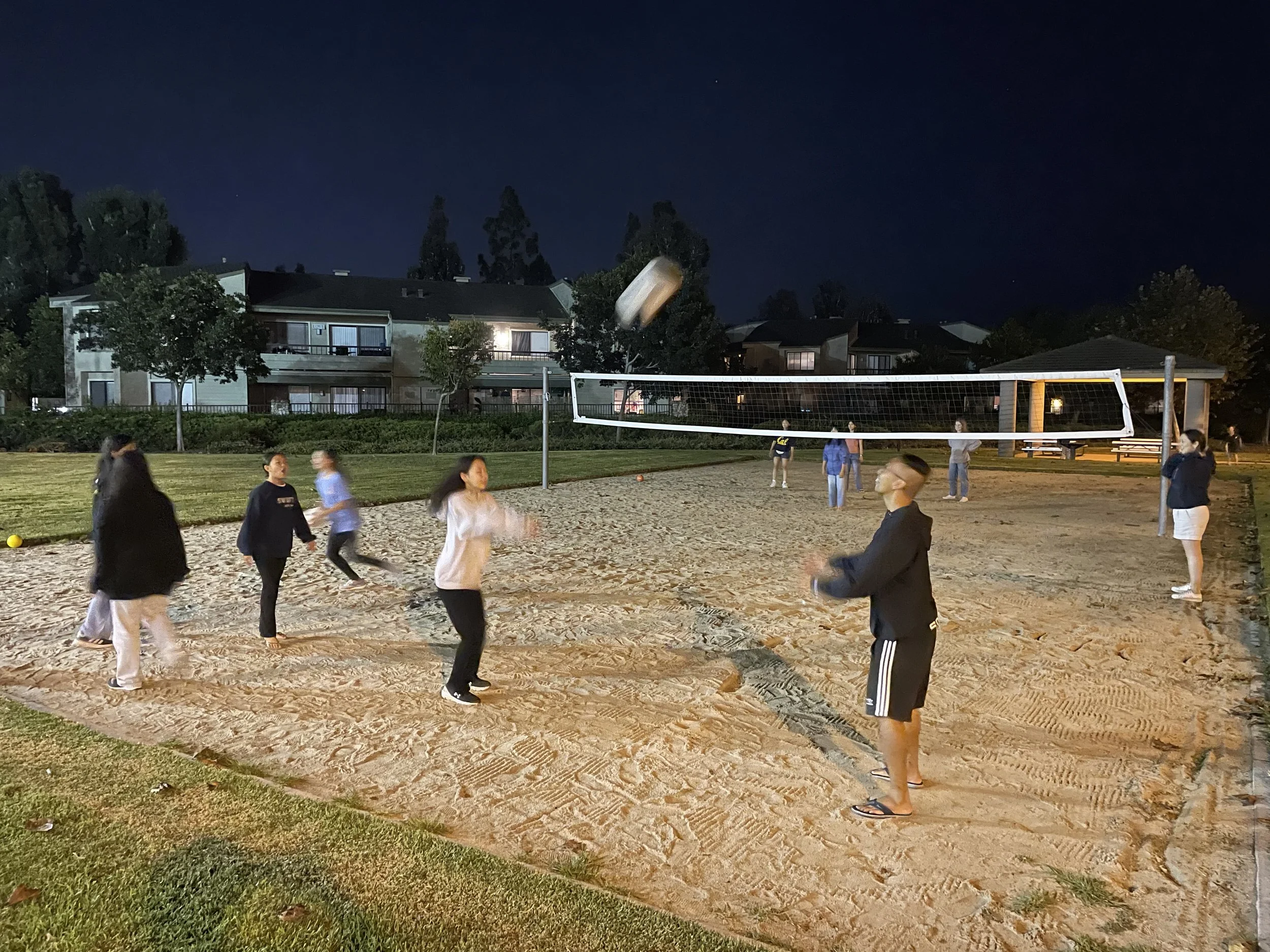 Middle School | AYM Friday: Dodgeball &amp; Volleyball