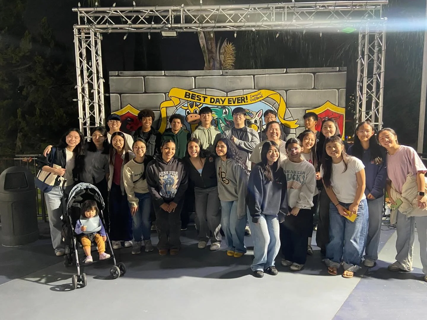lowkey one for the books 😮&zwj;🔥

friday: camelot chaos + joe&rsquo;s italian ice run 🍧
saturday: senior weekend, college tours, beach vibes 🌊
sunday: more tours + college sunday 🙌

yeah&hellip; this weekend ate 🫶
#AYMOC #SeniorWeekend #college