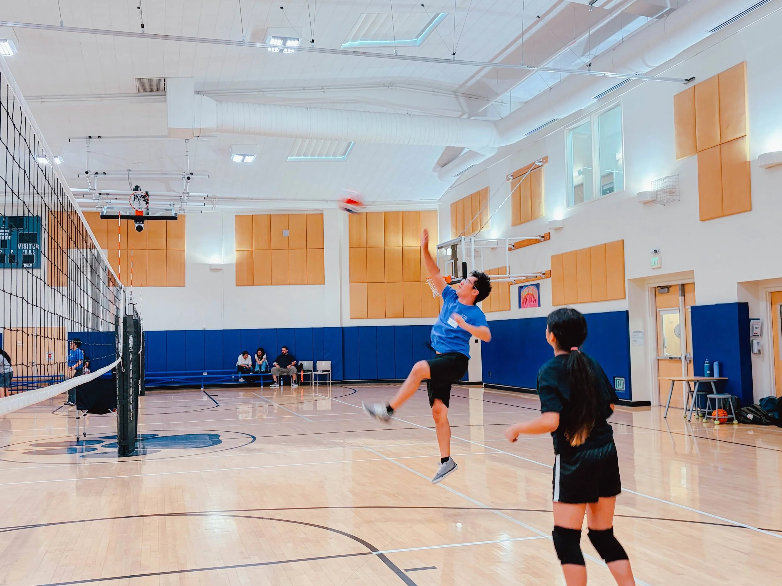 Today is the last day to sign up for AYM Volleyball League! Tell ur friends before it&rsquo;s too late 👀

Sign up link in bio ✌️

First meet is tomorrow Sunday, Sept 13 🏐
See you then!