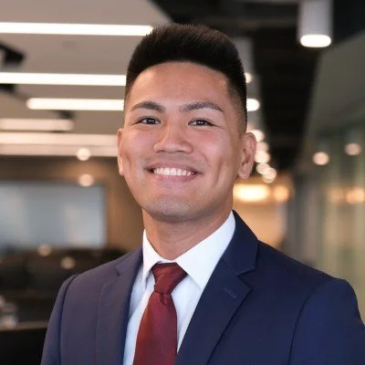 Gabe LinkedIn Photo.jpg