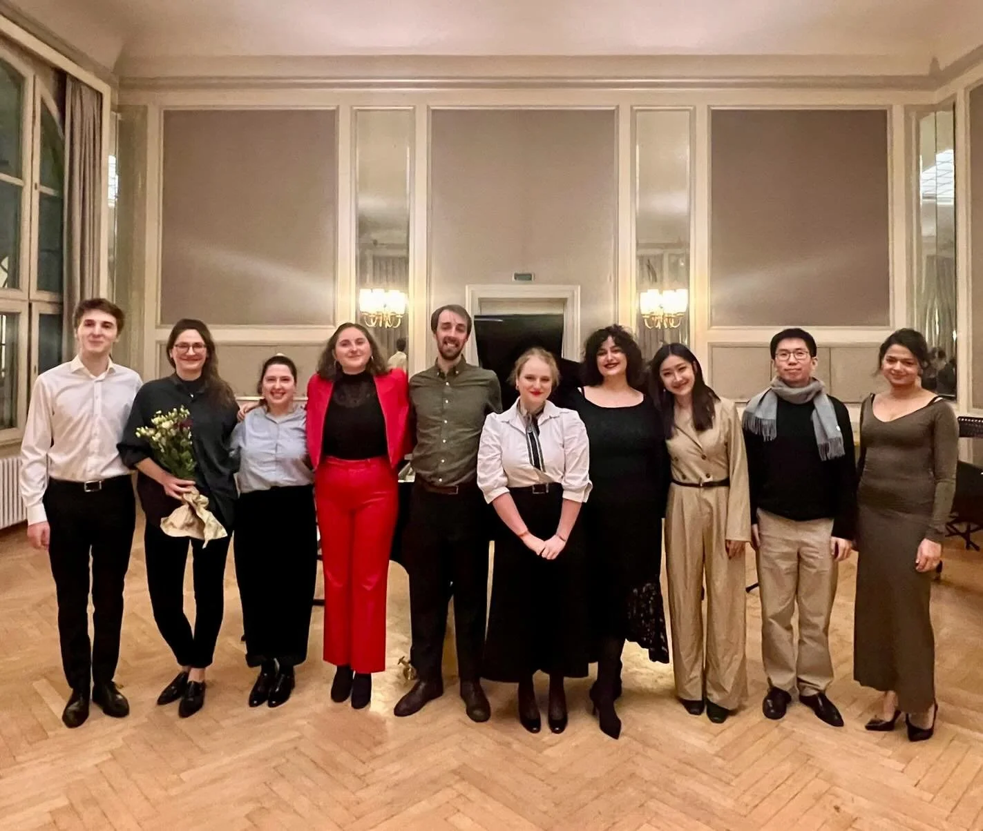 Nach einem gelungenen, sch&ouml;nen Klassenkonzert @udkberlin.gesang vor einer Woche. Gratulation an alle! 🎉

#students #lied #proudteacher #concert #recital teaching