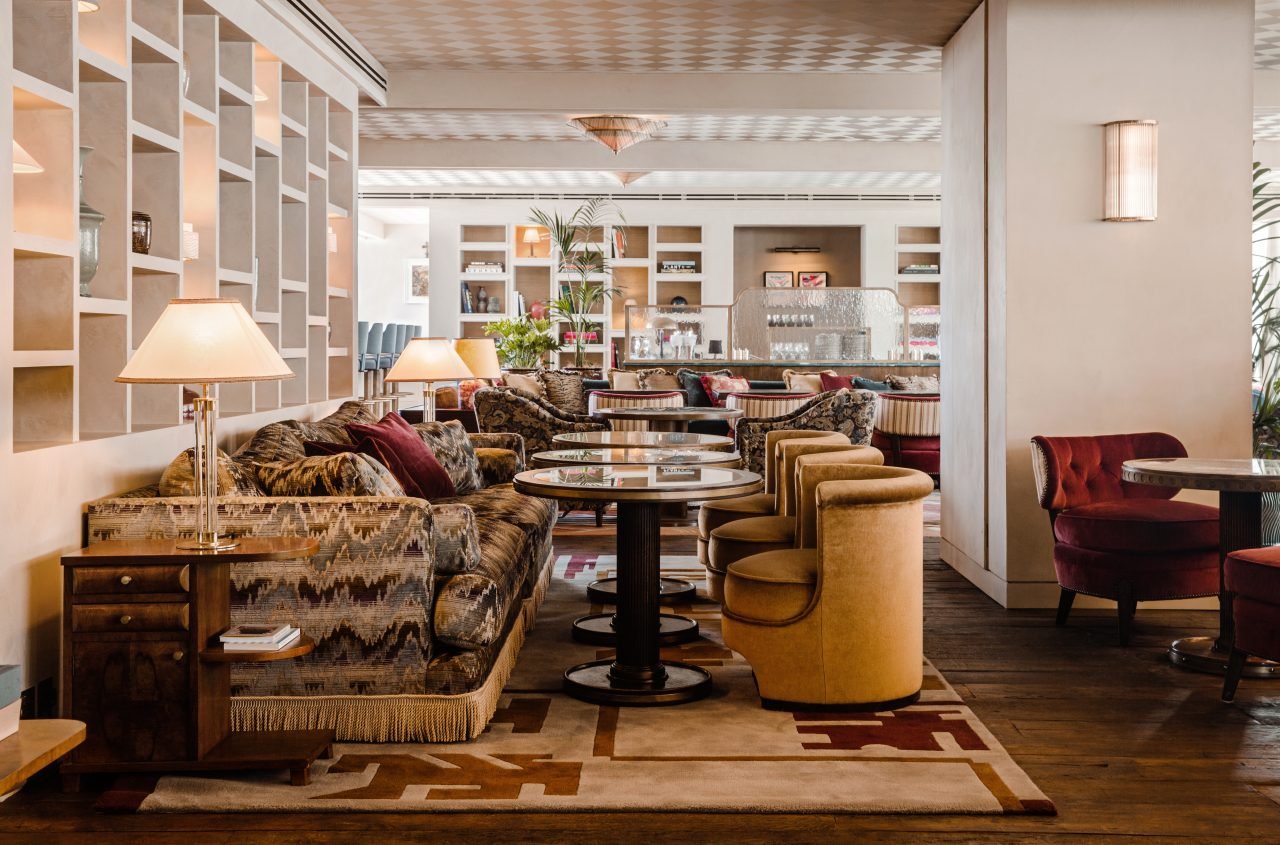 SHHK-Main-Bar-Sitting-Room-2-1280x845.jpg