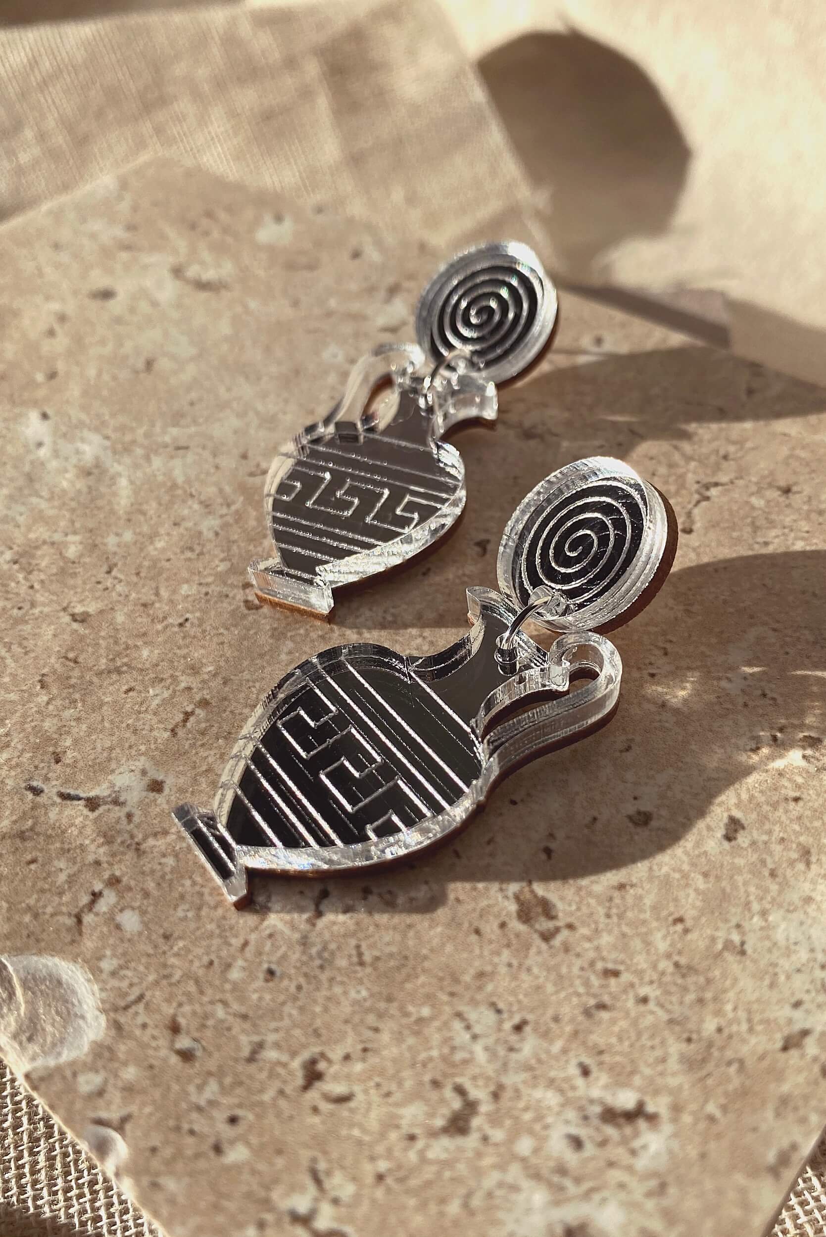 oinochoe stud earrings silver 2-platos-fire.jpg