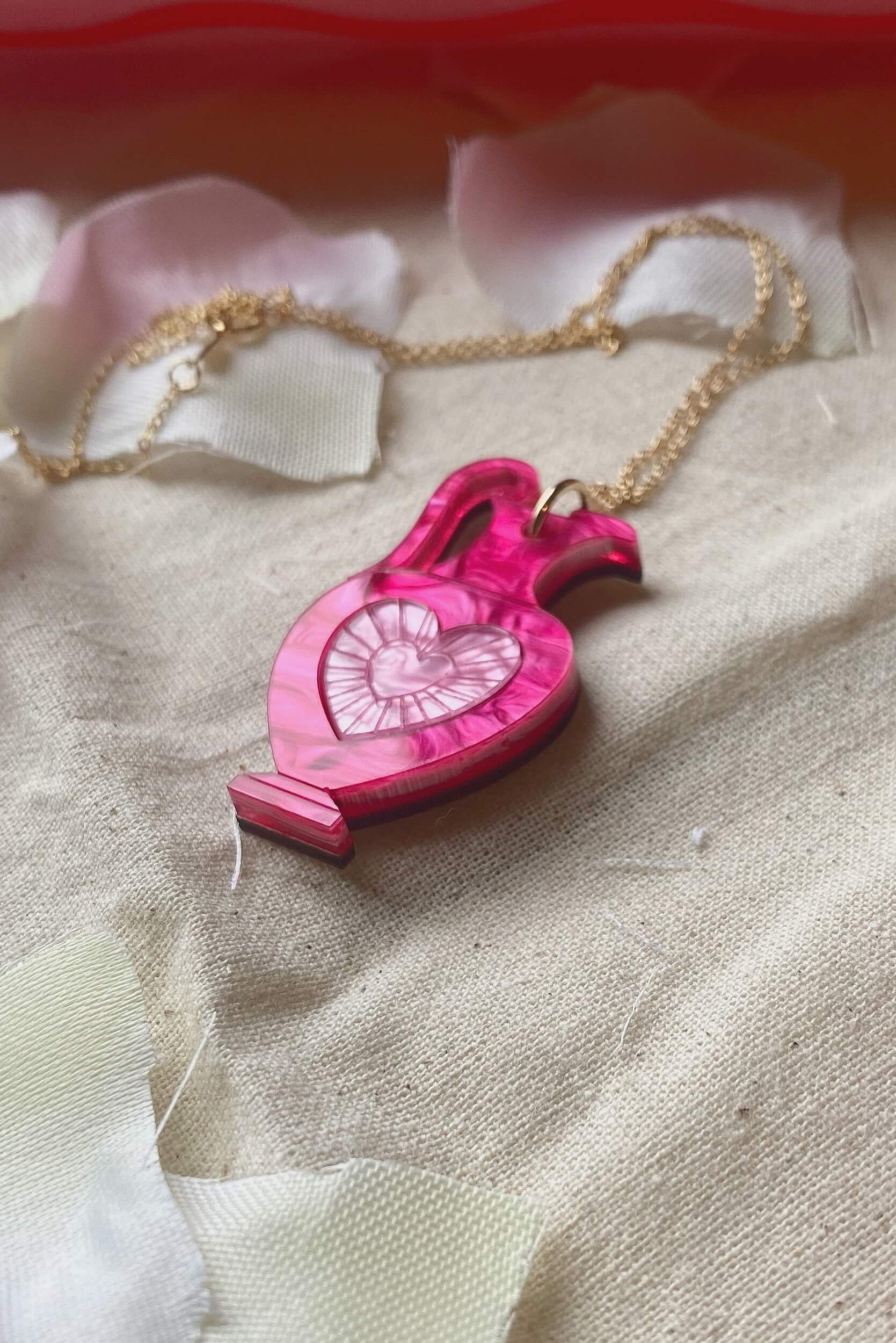 side-closeup-heart-oinochoe-necklace.jpg
