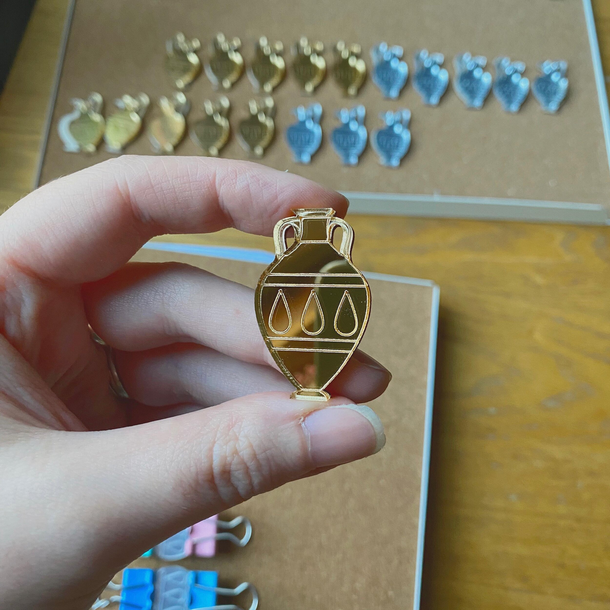 restocking my gold/silver vase jewellery on sunday + for the first time they&rsquo;ll be available as brooches/pins too! ✨🏺