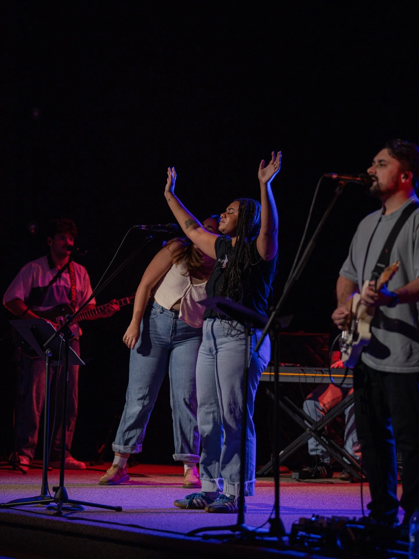 Happy Sunday, church family!! We love you.🤍