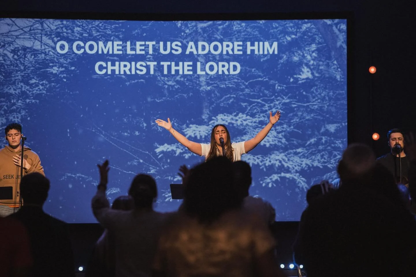 O COME LET US ADORE HIM ✨🫶🏼 Today &amp; every day, we give all glory to Jesus. Our humble King. What an honor it is to adore Him.