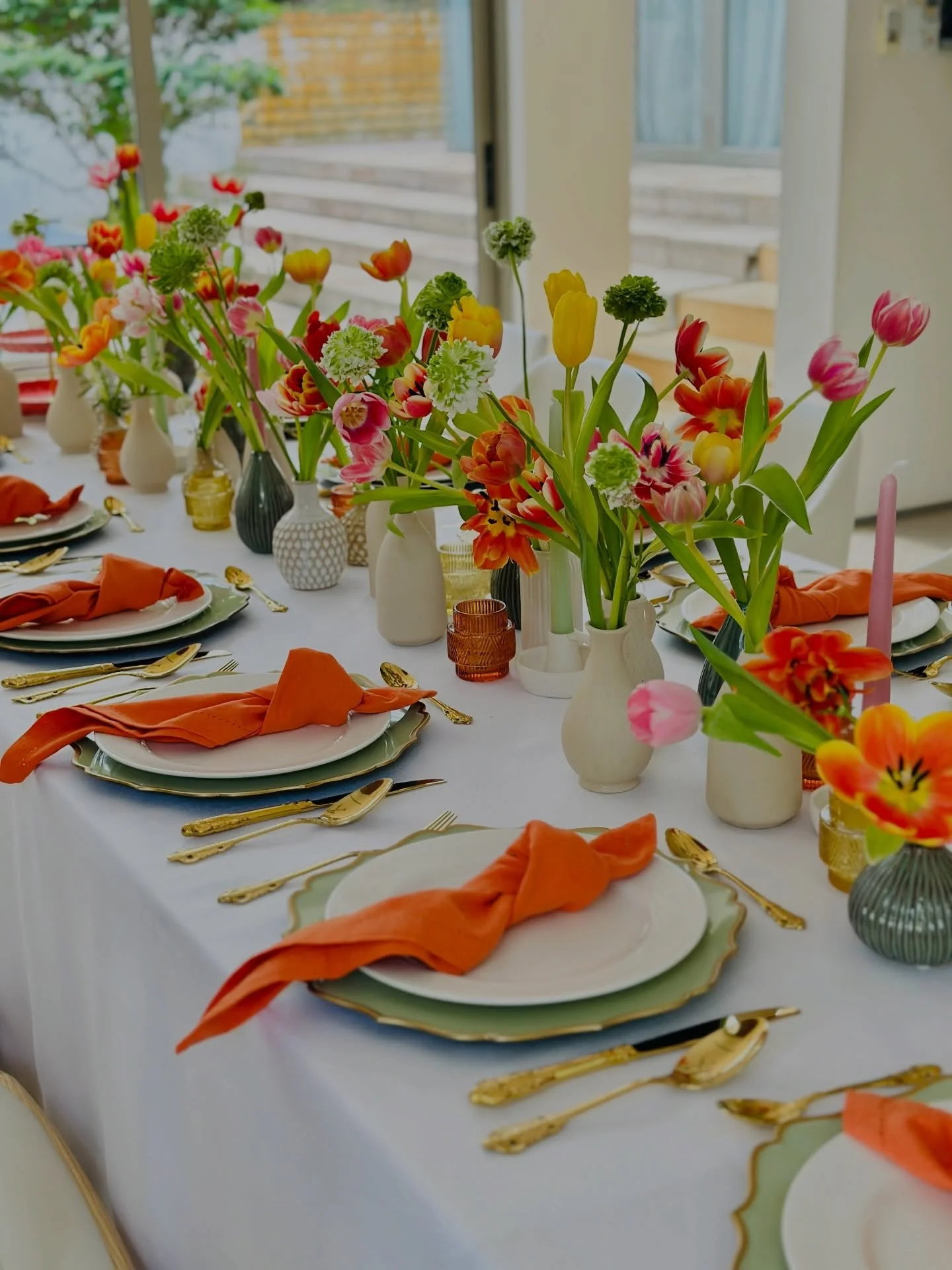 For our valued returning client, it&rsquo;s always a call away &mdash; even at the very last minute &mdash; and we seamlessly deliver a setting that feels thoughtful, vibrant, and beautifully put together.  This Kazakhstan New Year celebration was st