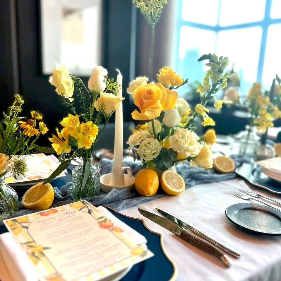 Thinking about your summer holiday already? 🍋

Whether you&rsquo;re dreaming of the Amalfi Coast, a charming countryside escape, or a seaside retreat, this citrus-inspired tablescape brings those sun-soaked holiday vibes straight to the table.

Feat