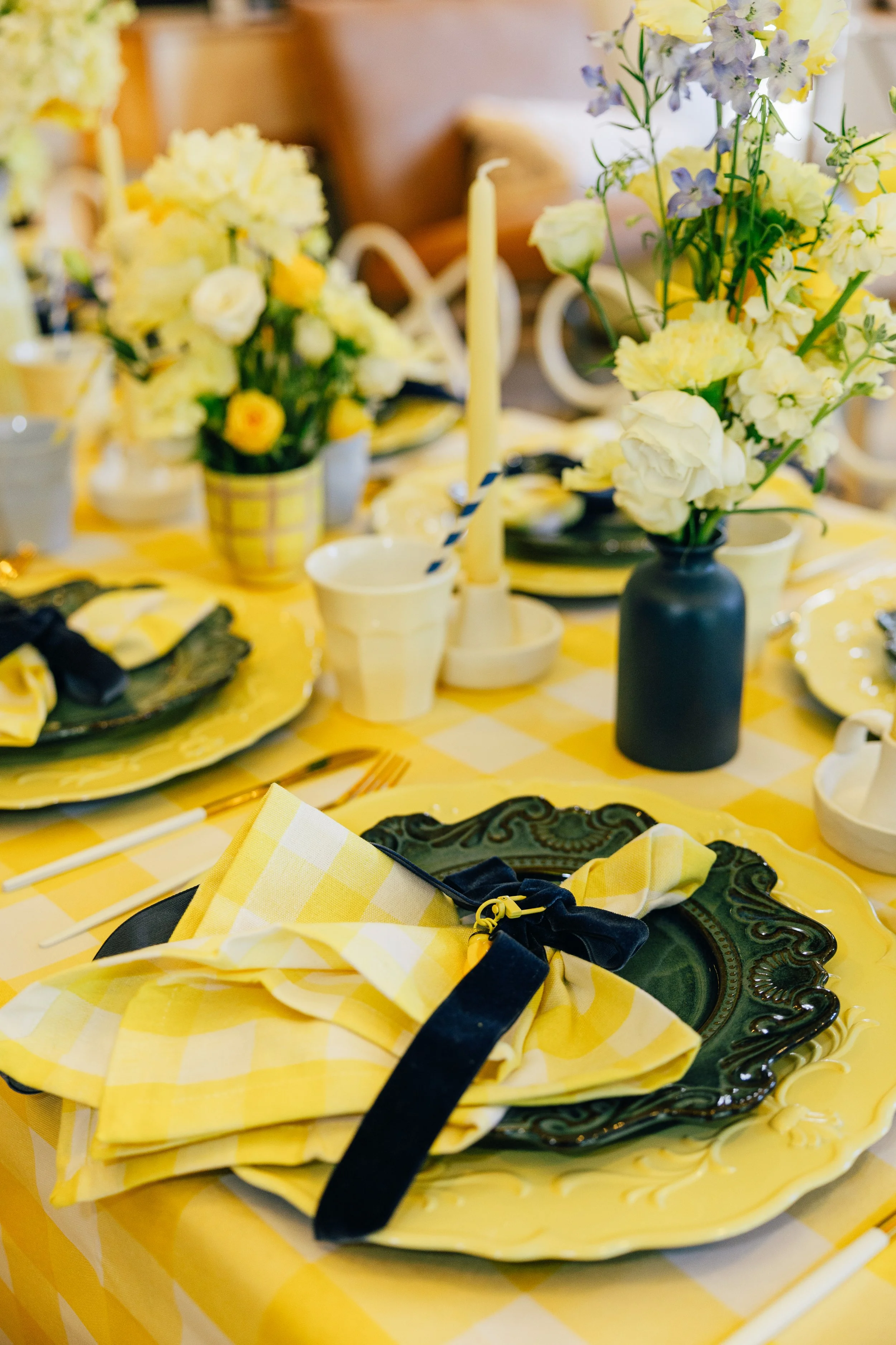 The ultimate Minion-themed party with Estilo & Co! From personalised decor to playful themed elements, we bring vibrant celebrations to life. This event featured a candy wall with Minion-coloured treats, a stunning dessert table with banana-themed sn