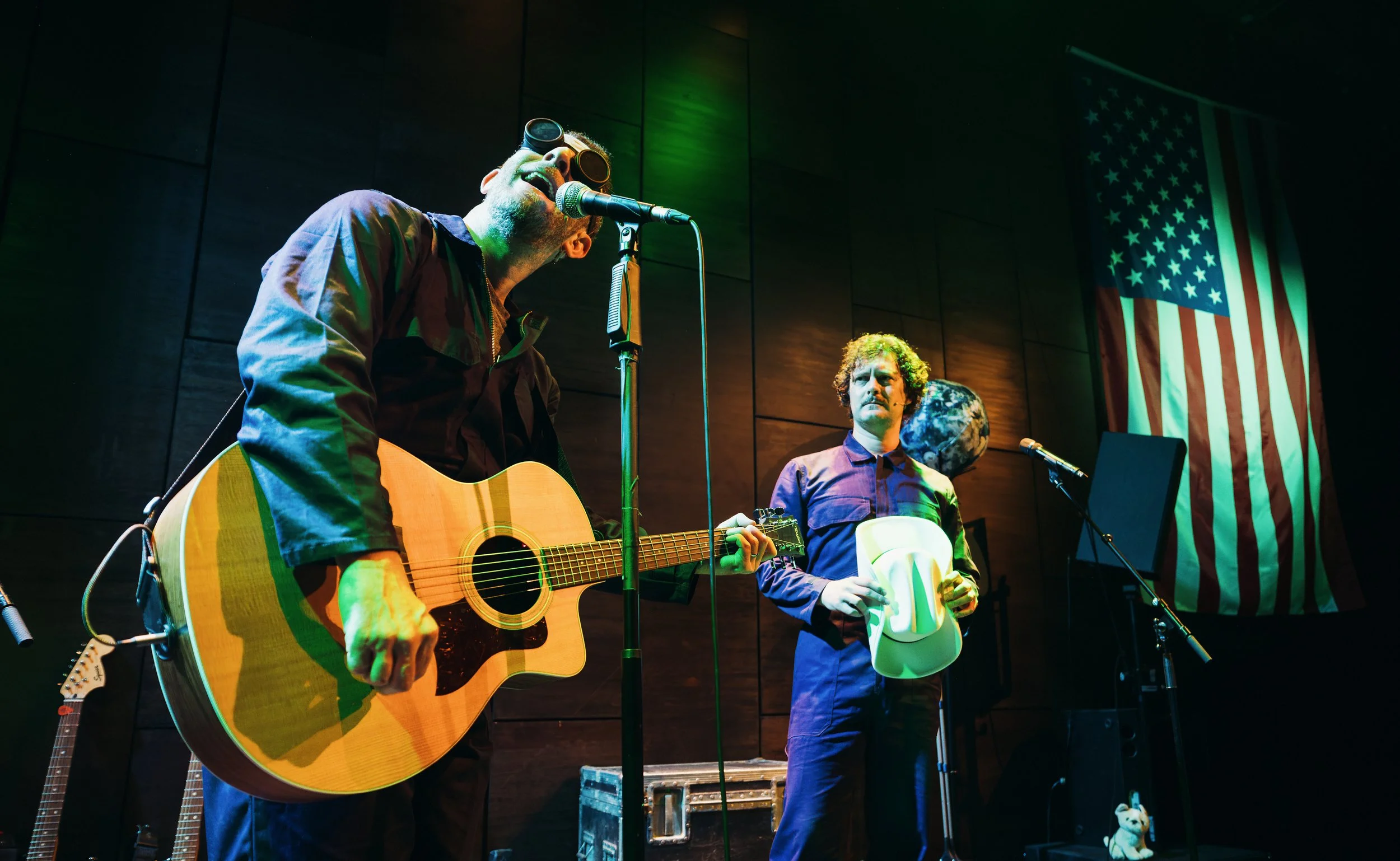 SpaceDogs@OtherPalace_(c)Alex Brenner__11_2502_dx_s.jpg