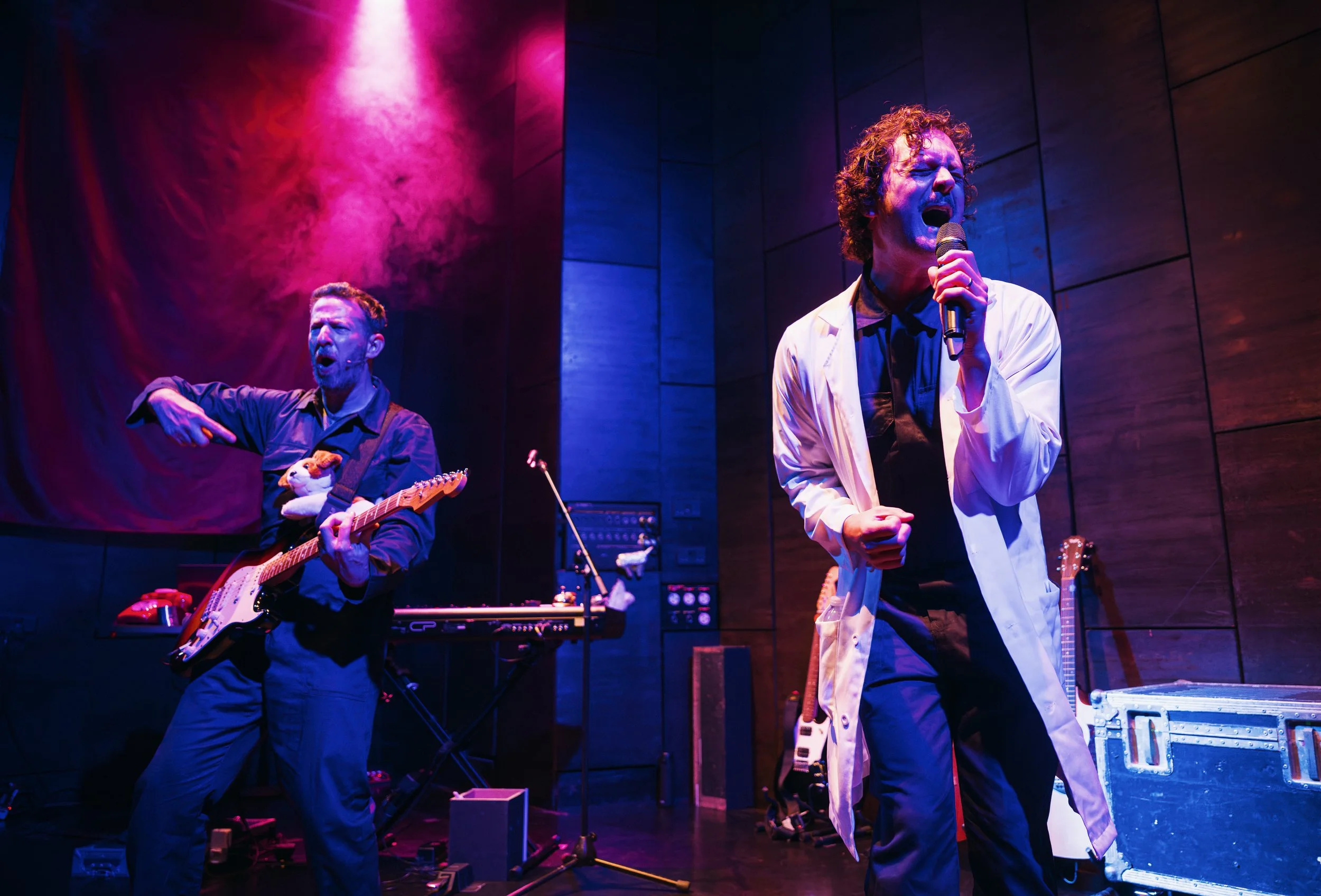 SpaceDogs@OtherPalace_(c)Alex Brenner__12_5364_dx_s.jpg
