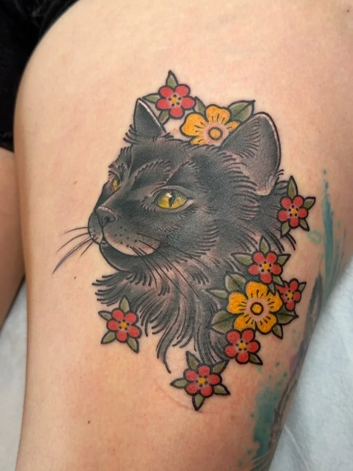 ▪️🐈&zwj;⬛▪️🐈&zwj;⬛▪️

Cat portrait for Haley

Thank you so much.

Her baby boy just turned 17! What a fitting tribute! 🖤🖤

Doing pet portrait tattoos is a favorite of mine! Send all inquiries my way!
Booking for June and July maybe even August!
@