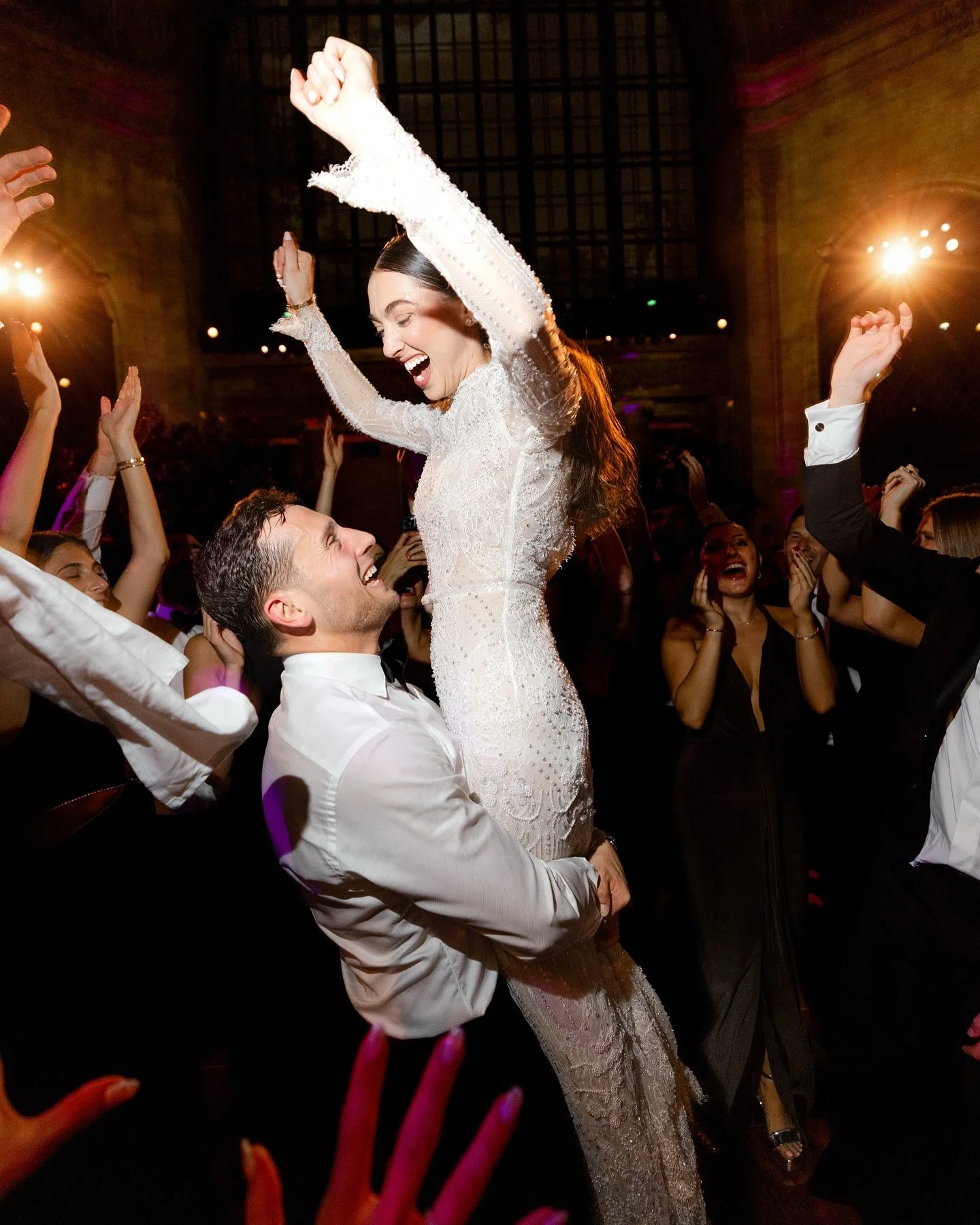 An unforgettable fall day in NYC, where love filled the air and our fabulous couple set the tone!
&bull;
Bride: @Leighschneider_
Groom:@ianschneids26 
Planner: @victoriadubinevents
Design: @DejuanStroud
Photo: @jaymojaymes
Video: @yardenlior
Band: @e