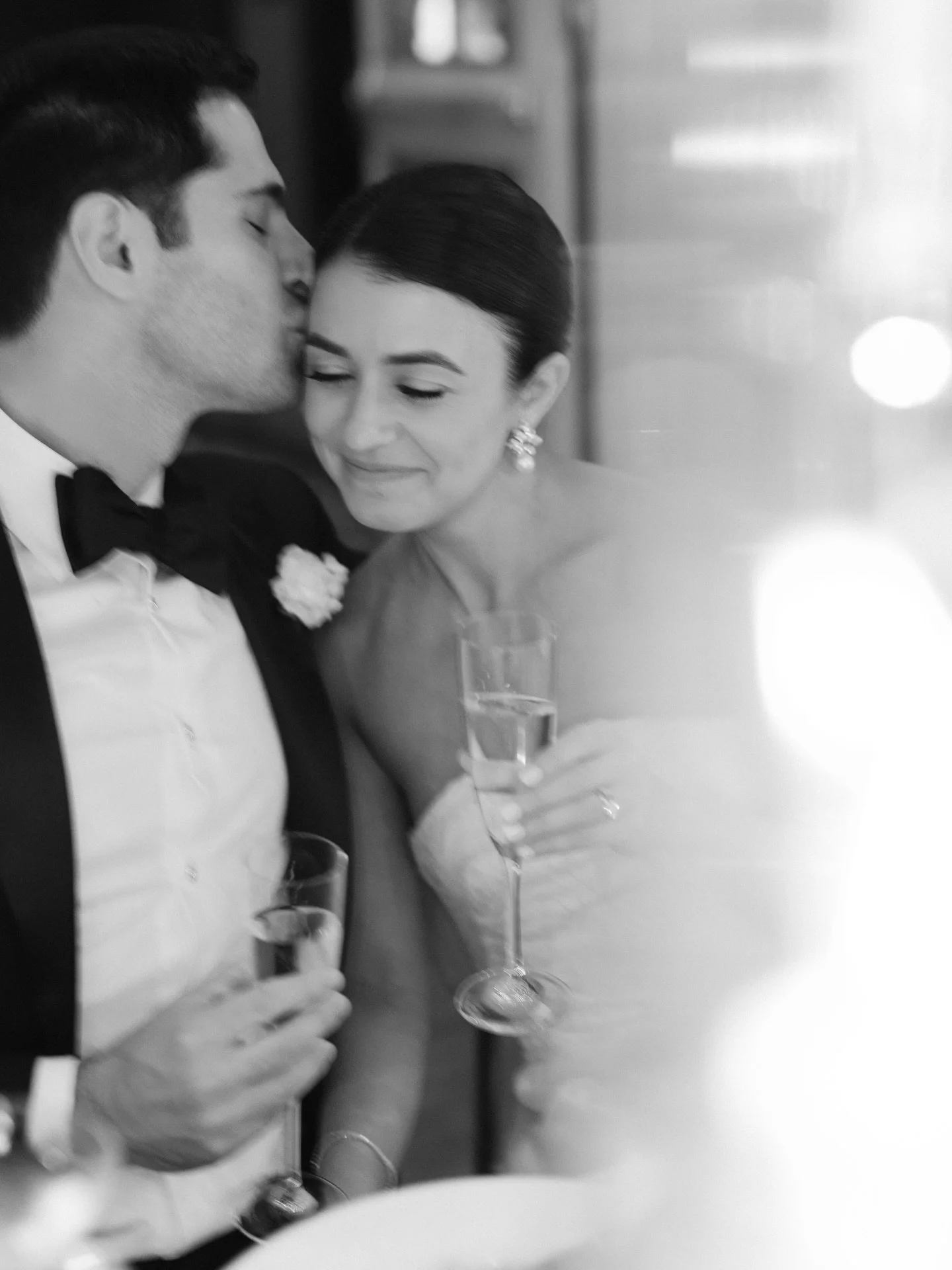 Kristin and Mike, absolute elegance in the middle of New York. A few frames I keep coming back to 🤍

Planner @aniwolff_
Venue @newyorkpalace
Accommodations @newyorkpalaceweddings
Beauty @beautyiconnyc
Photographer @jaymojaymes
Videographer @nstpictu