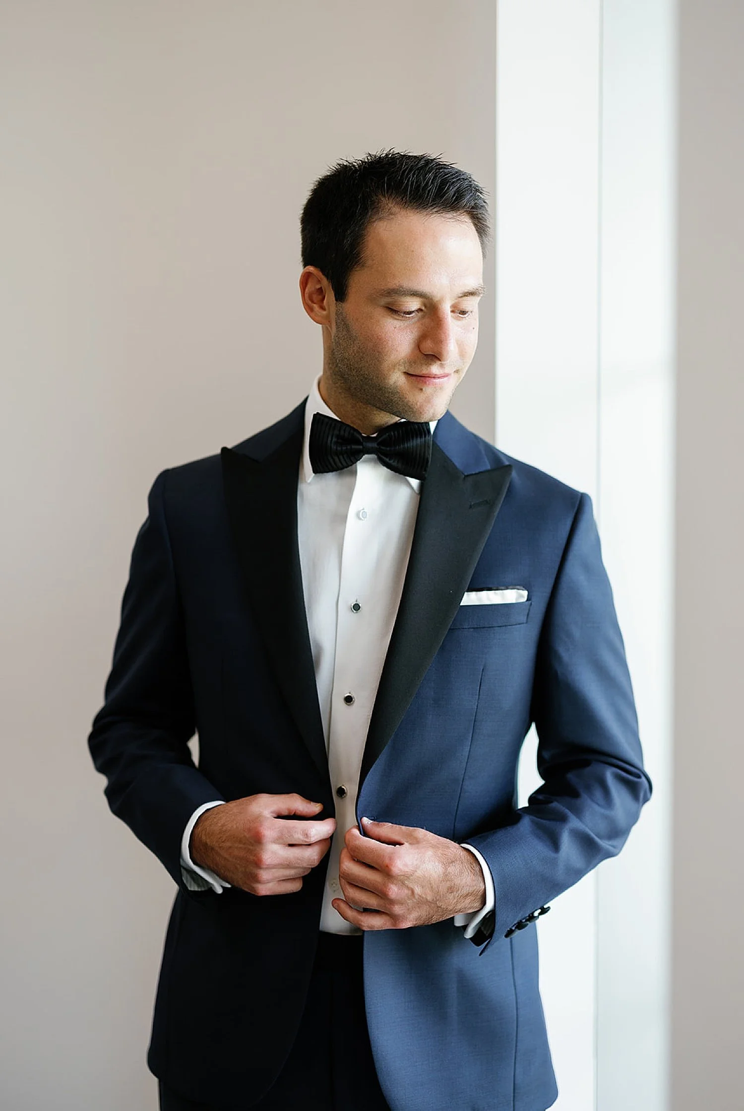  groom in tux 