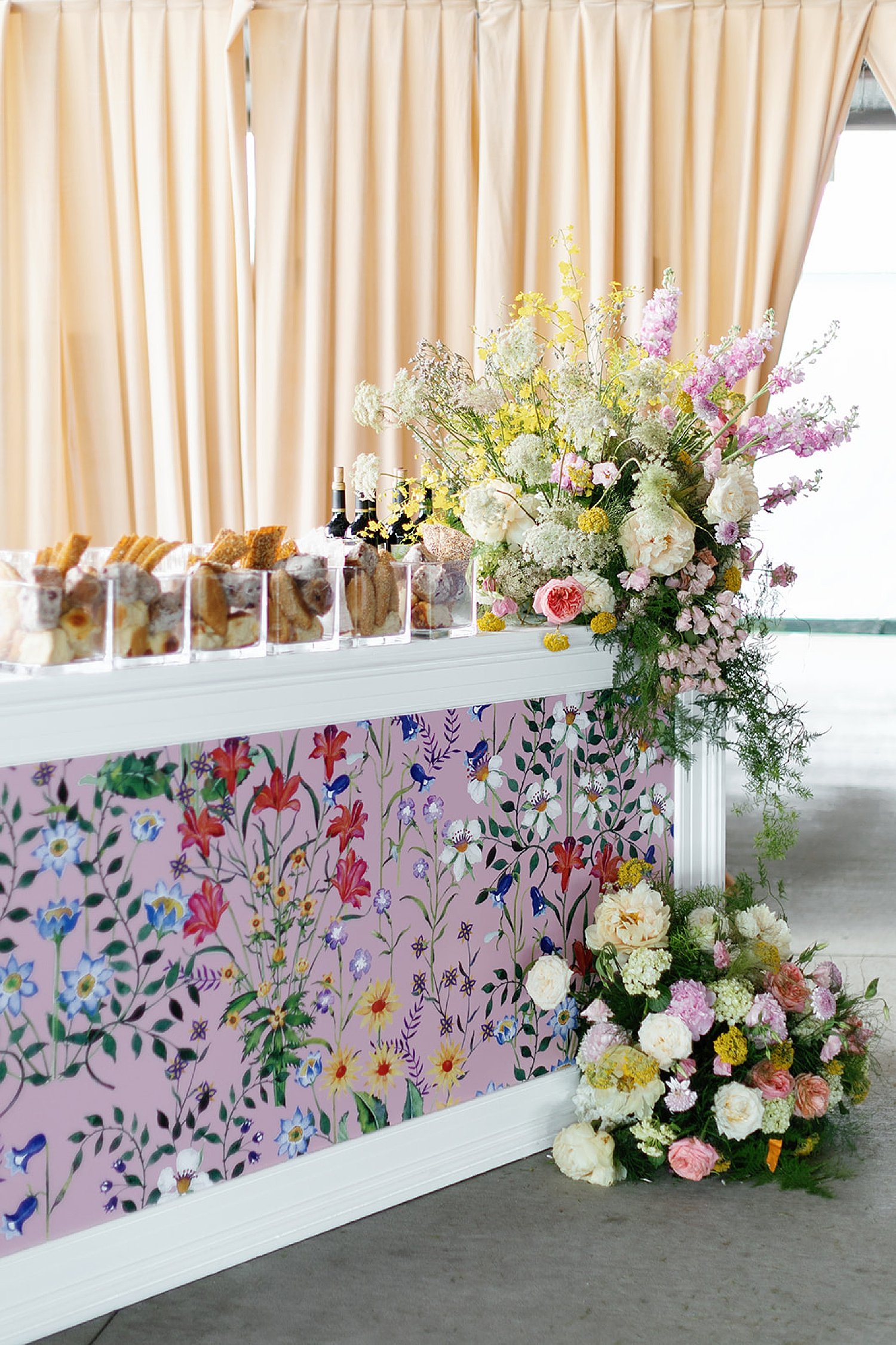  bar area with floral details  