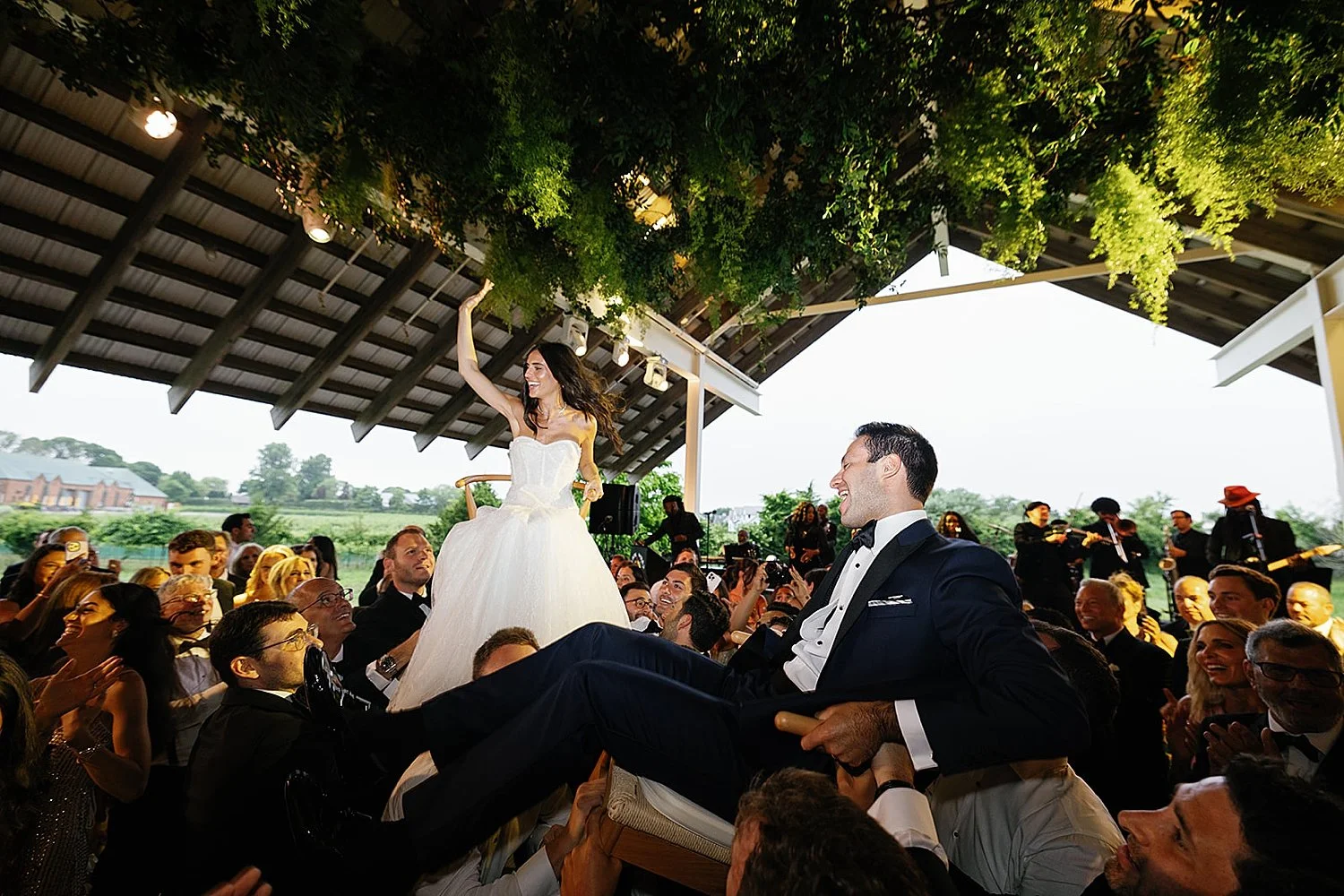  candid wedding reception moments 