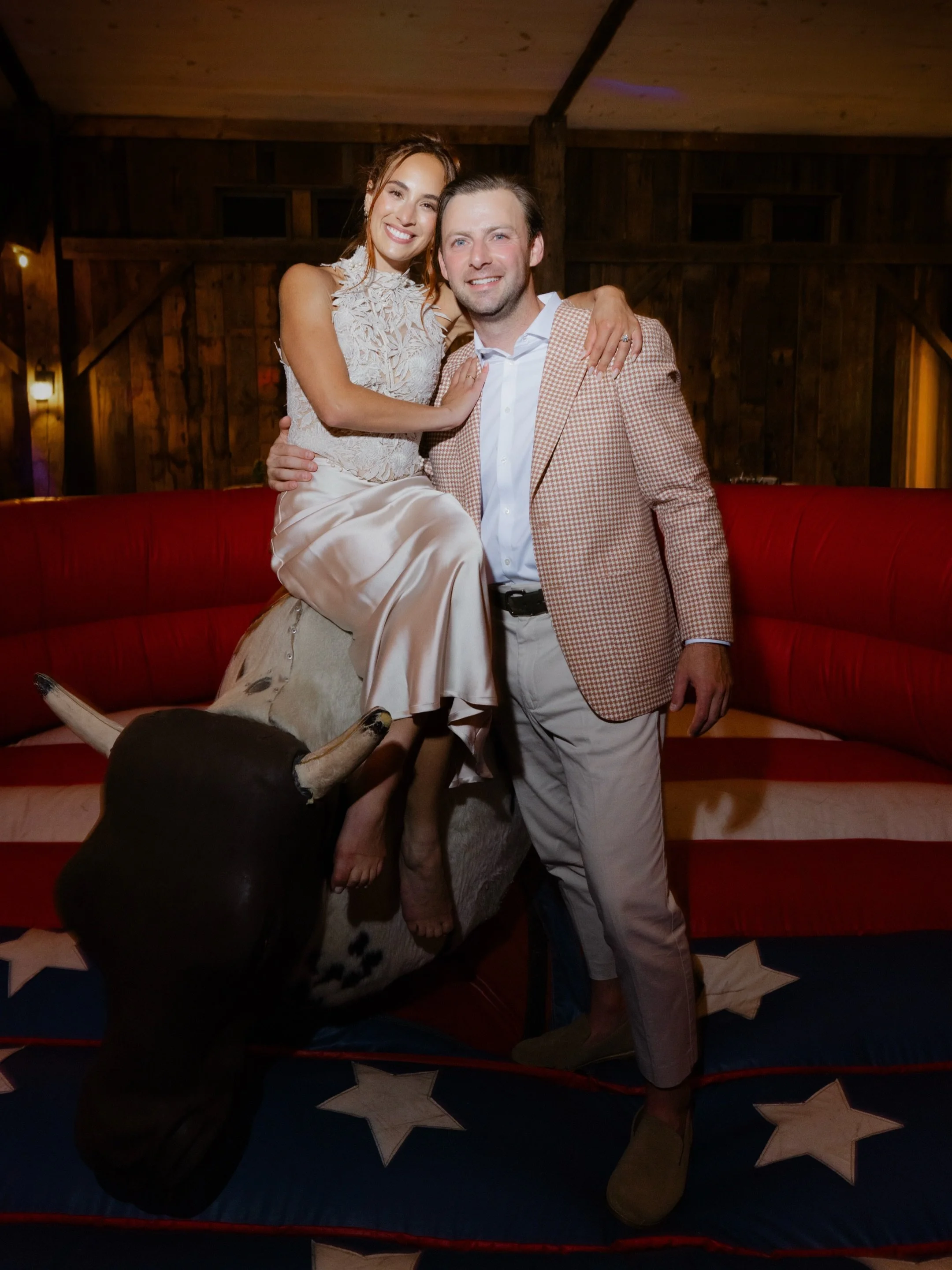 The perfect kickoff to Lexi &amp; Erik&rsquo;s wedding weekend! Great vibes, amazing music, all their favorite people and yes&hellip; a mechanical bull!

What a night!